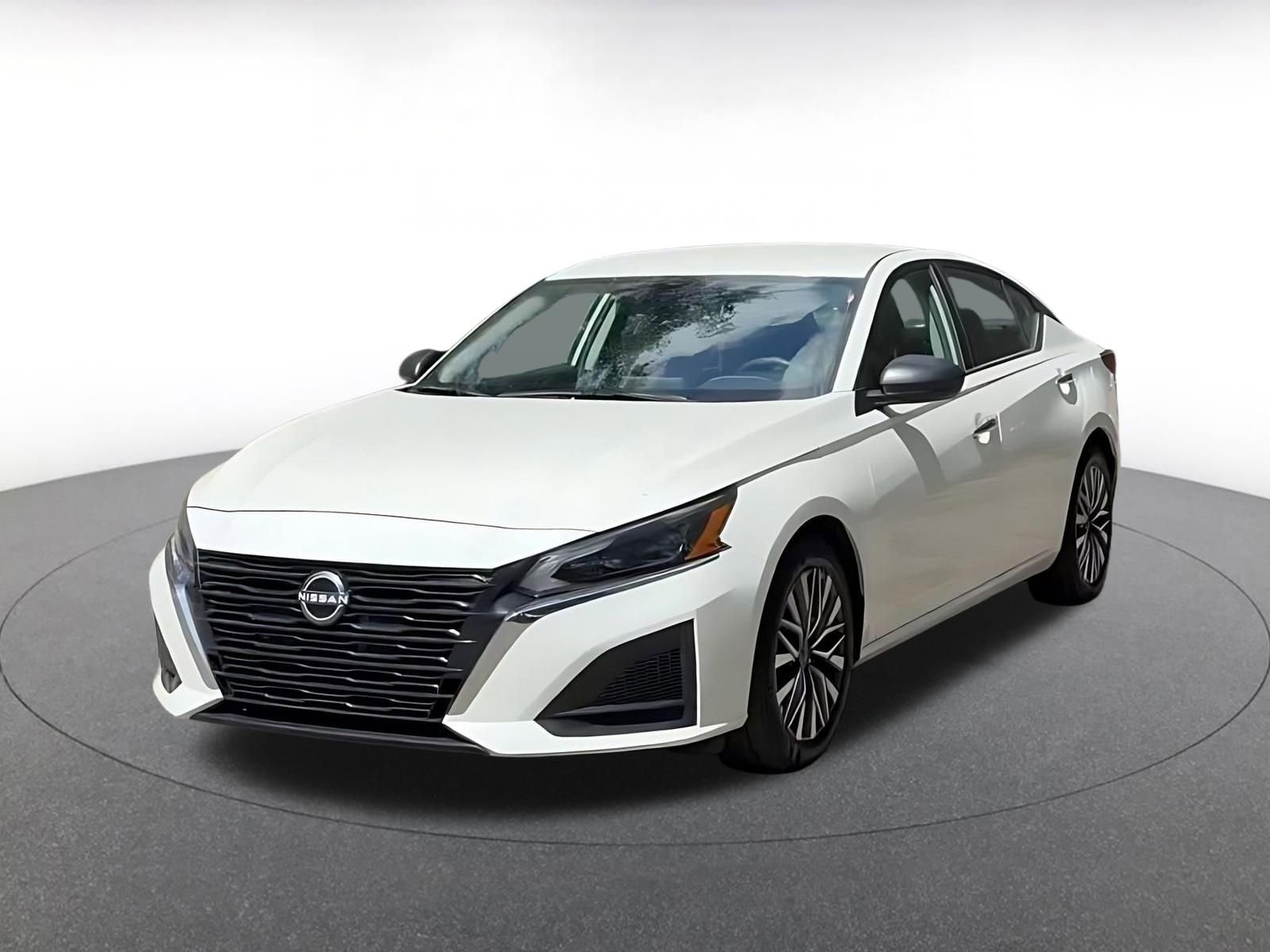 Thumbnail: 2025 Nissan Altima - 7