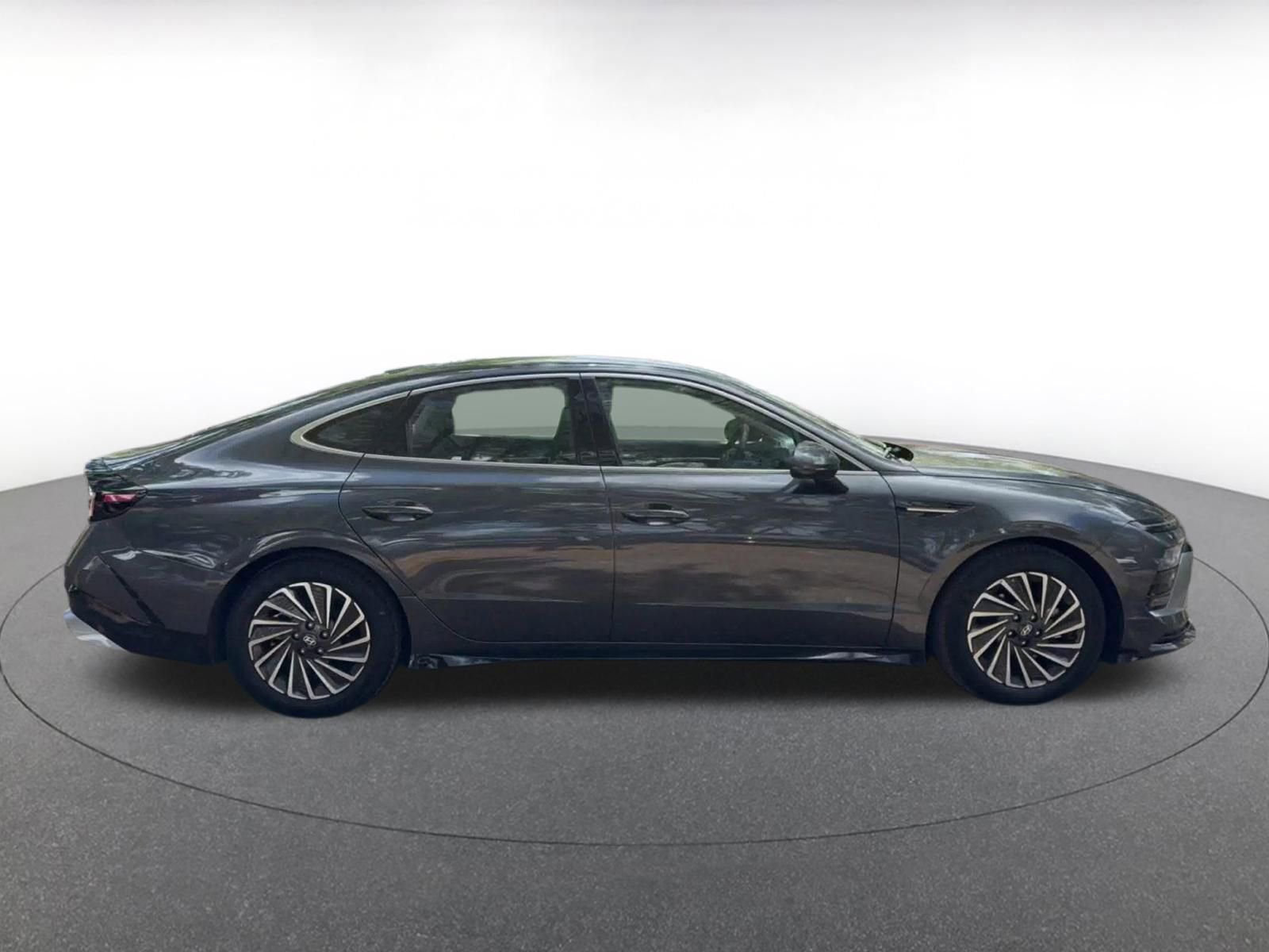 Thumbnail: 2025 Hyundai Sonata - 17