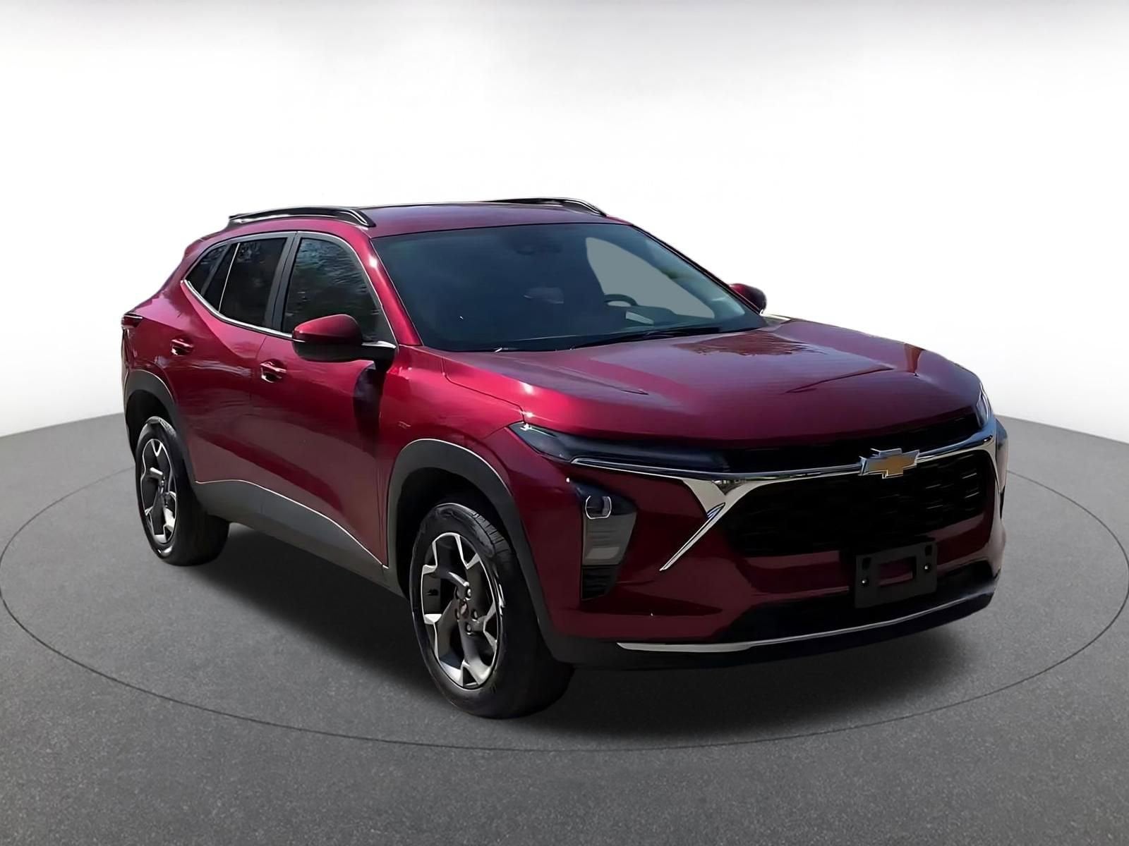 Thumbnail: 2025 Chevrolet Trax - 3