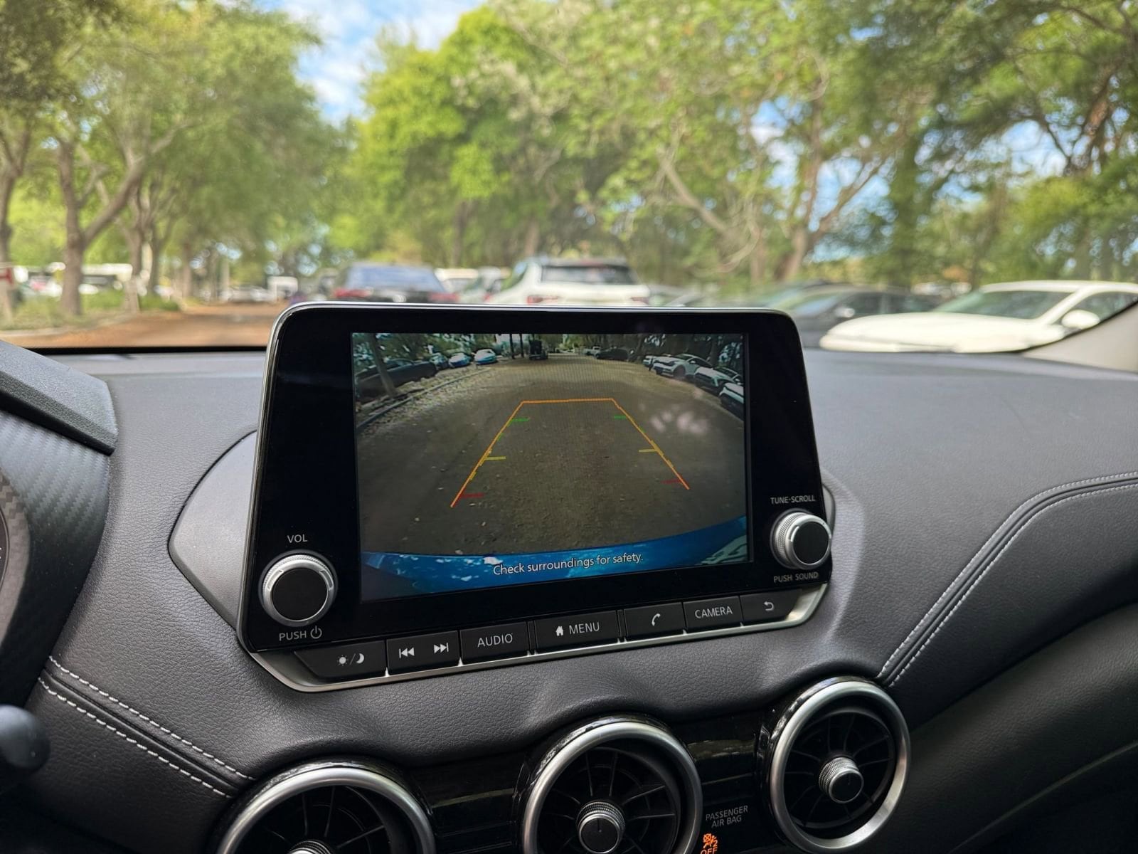 Thumbnail: 2025 Nissan Sentra - 17