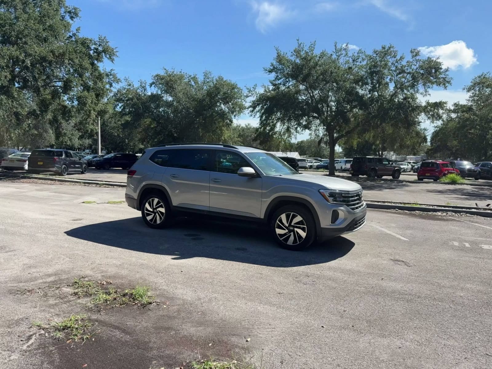 Thumbnail: 2026 Volkswagen Atlas - 2