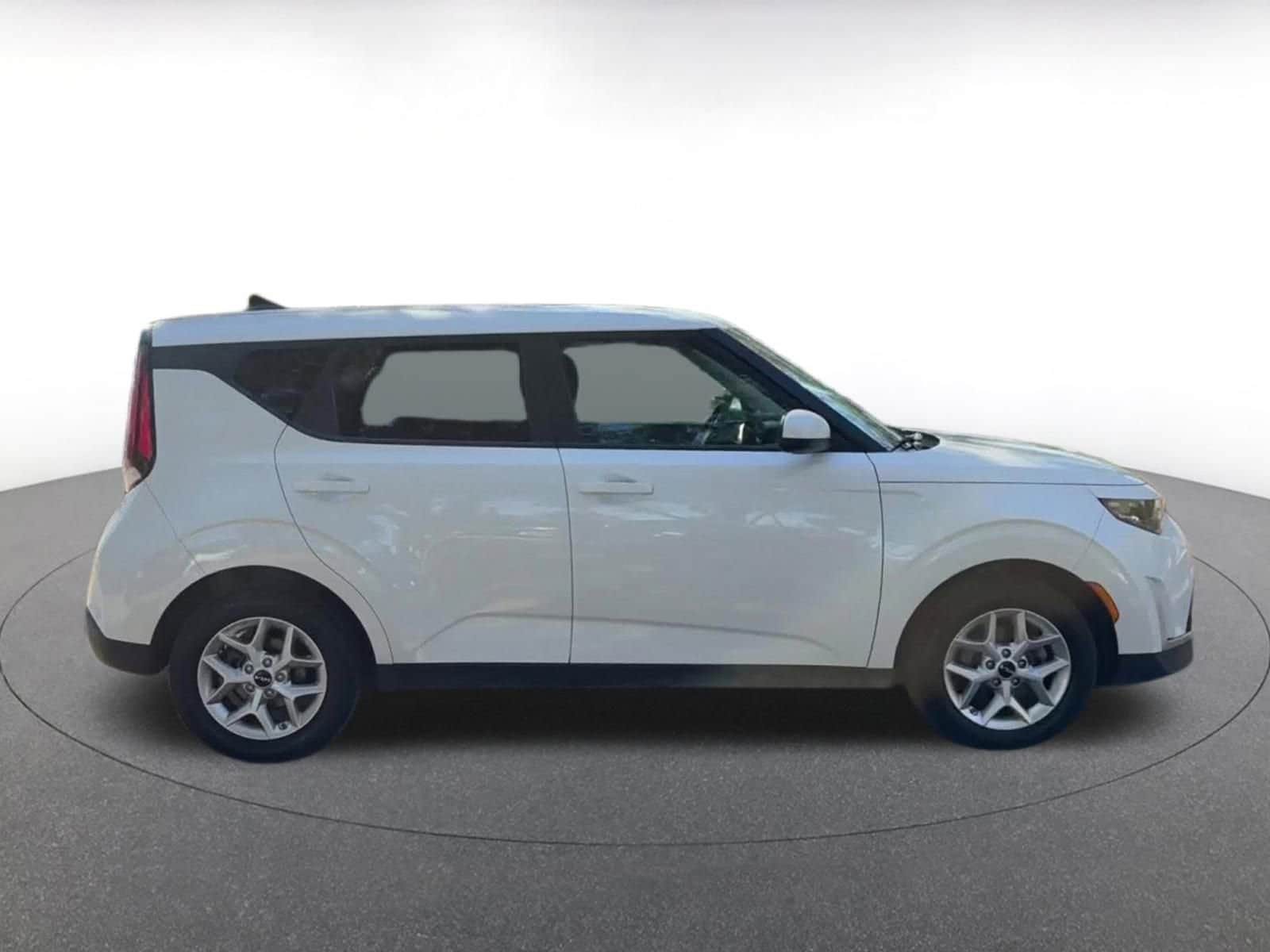 Thumbnail: 2025 Kia Soul - 16