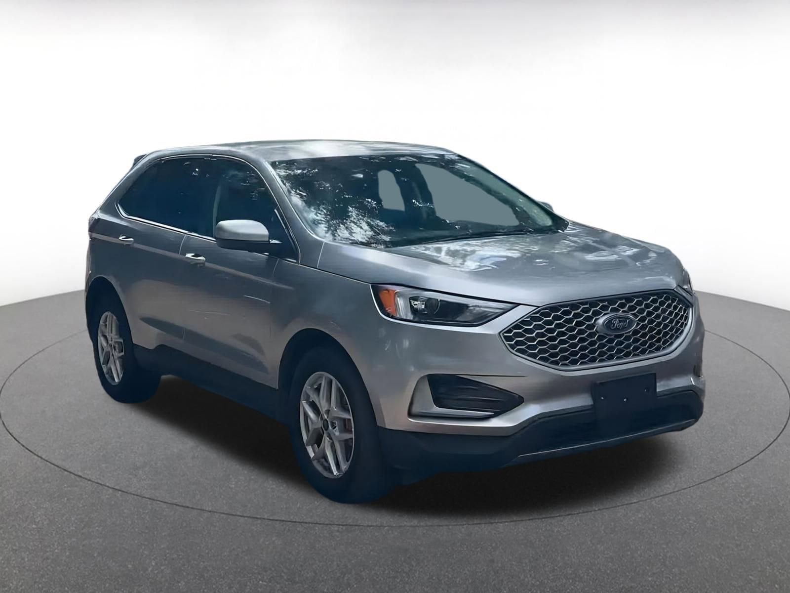 Image 3 of 2024 Ford Edge SEL SUV