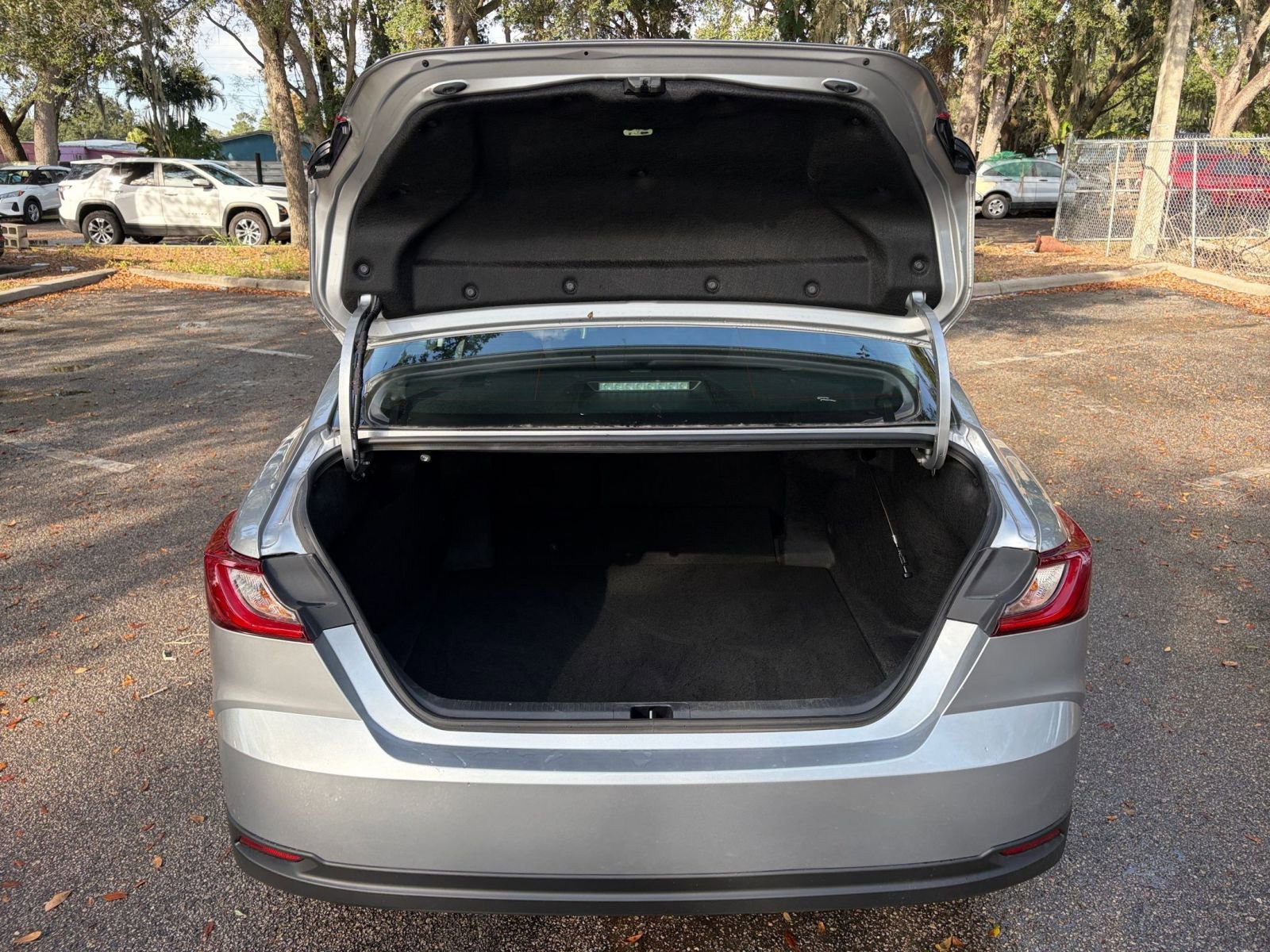 Thumbnail: 2025 Toyota Camry - 24