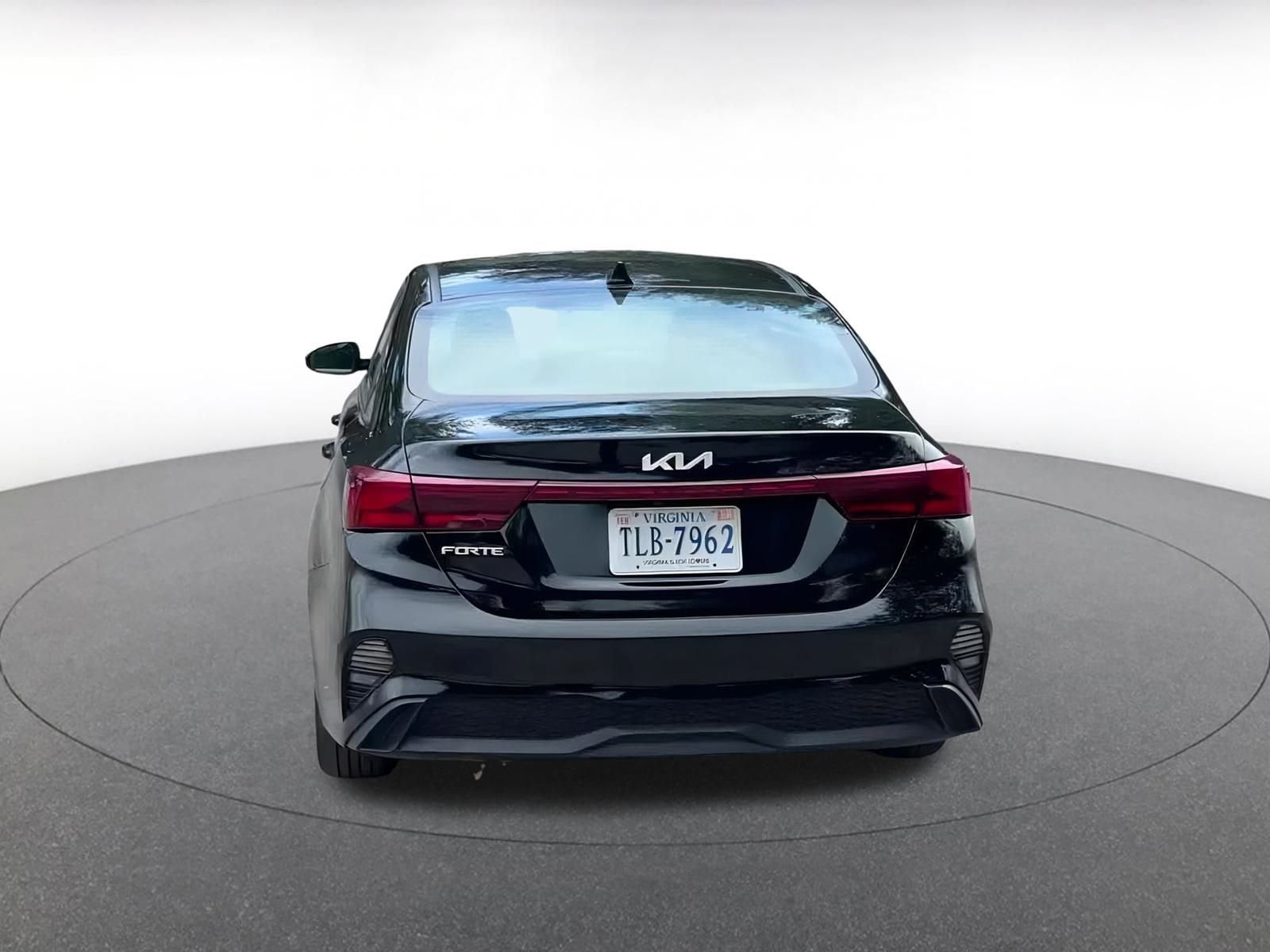 Thumbnail: 2024 Kia Forte - 12