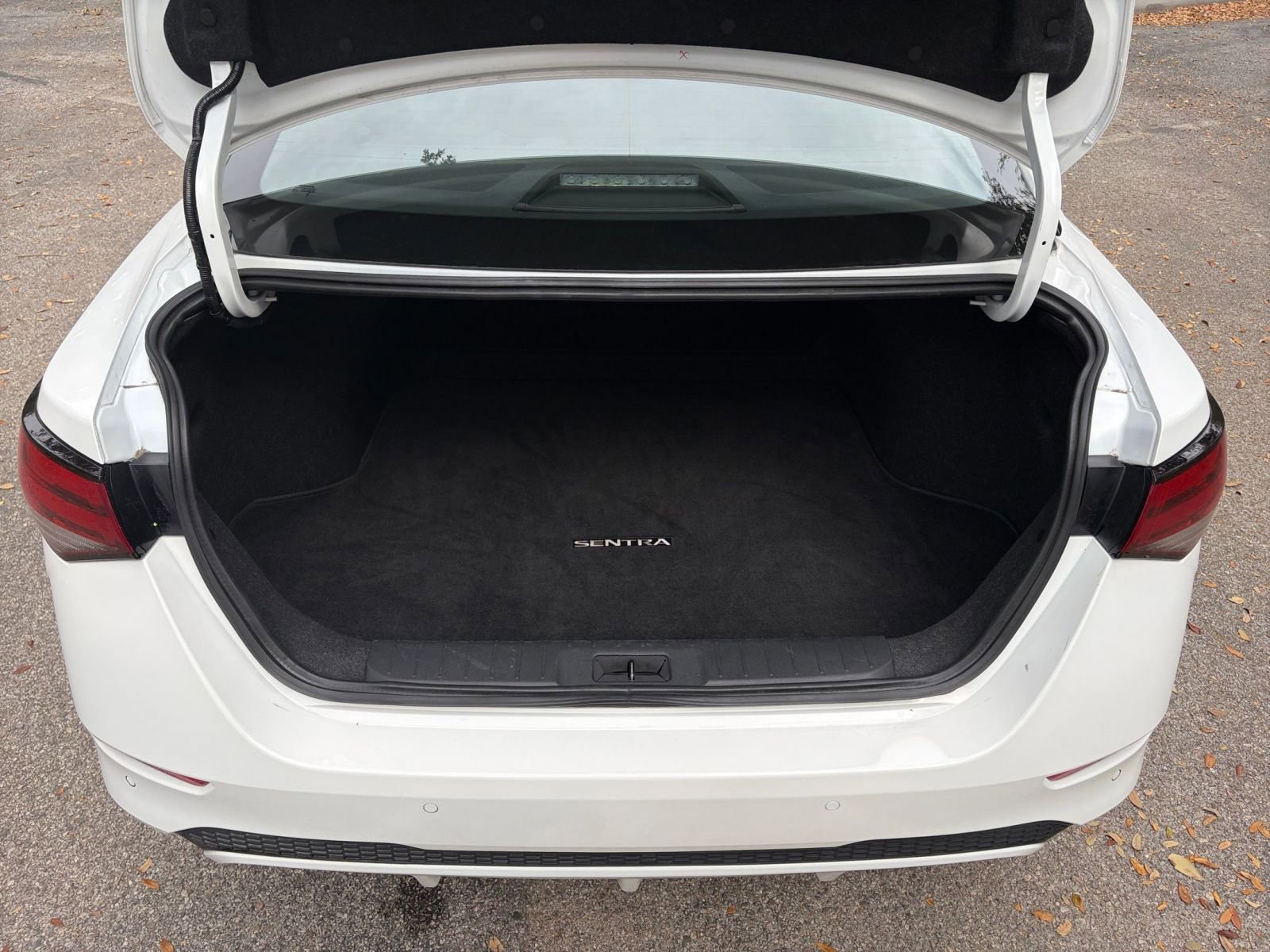 Thumbnail: 2025 Nissan Sentra - 27