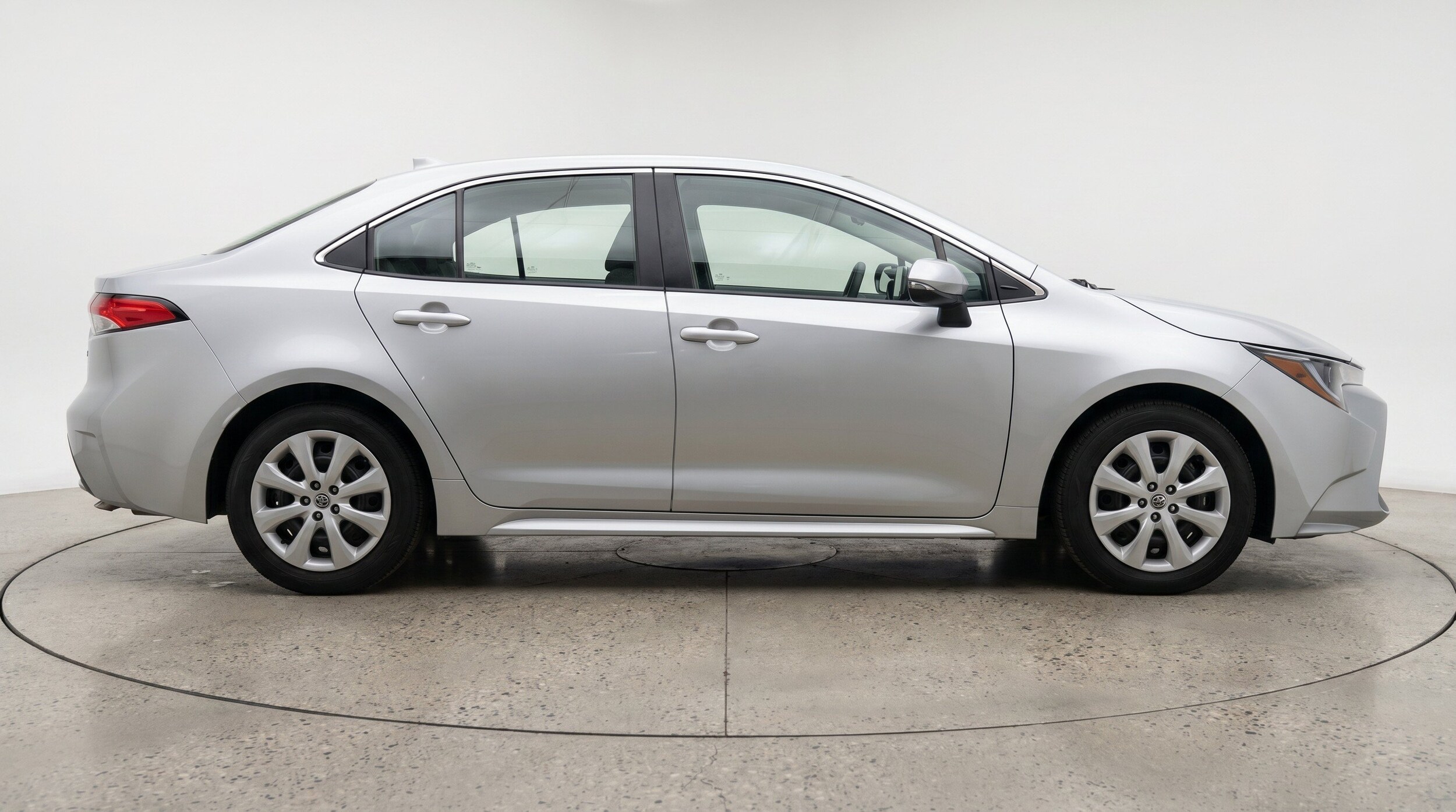 Thumbnail: 2025 Toyota Corolla - 14