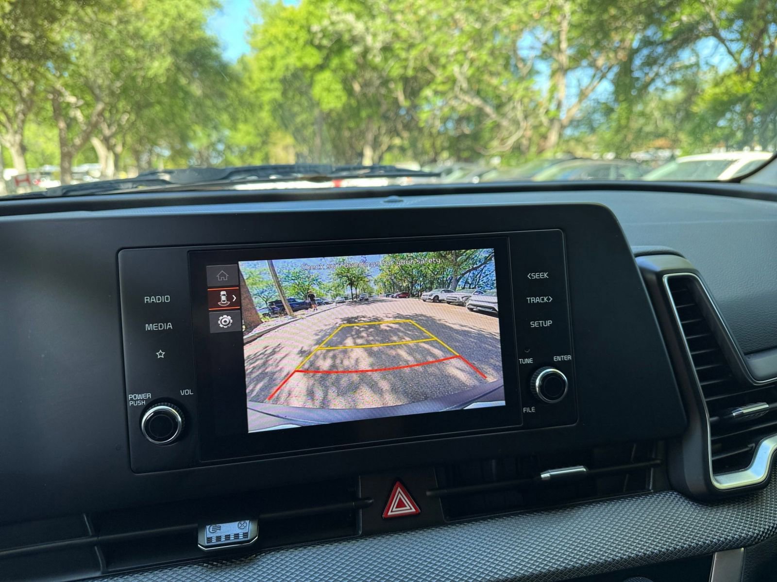 Thumbnail: 2025 Kia Sportage - 21