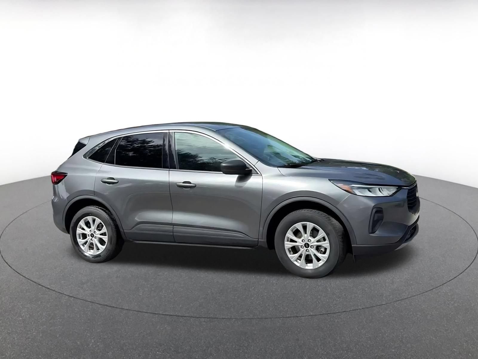 Thumbnail: 2024 Ford Escape - 2