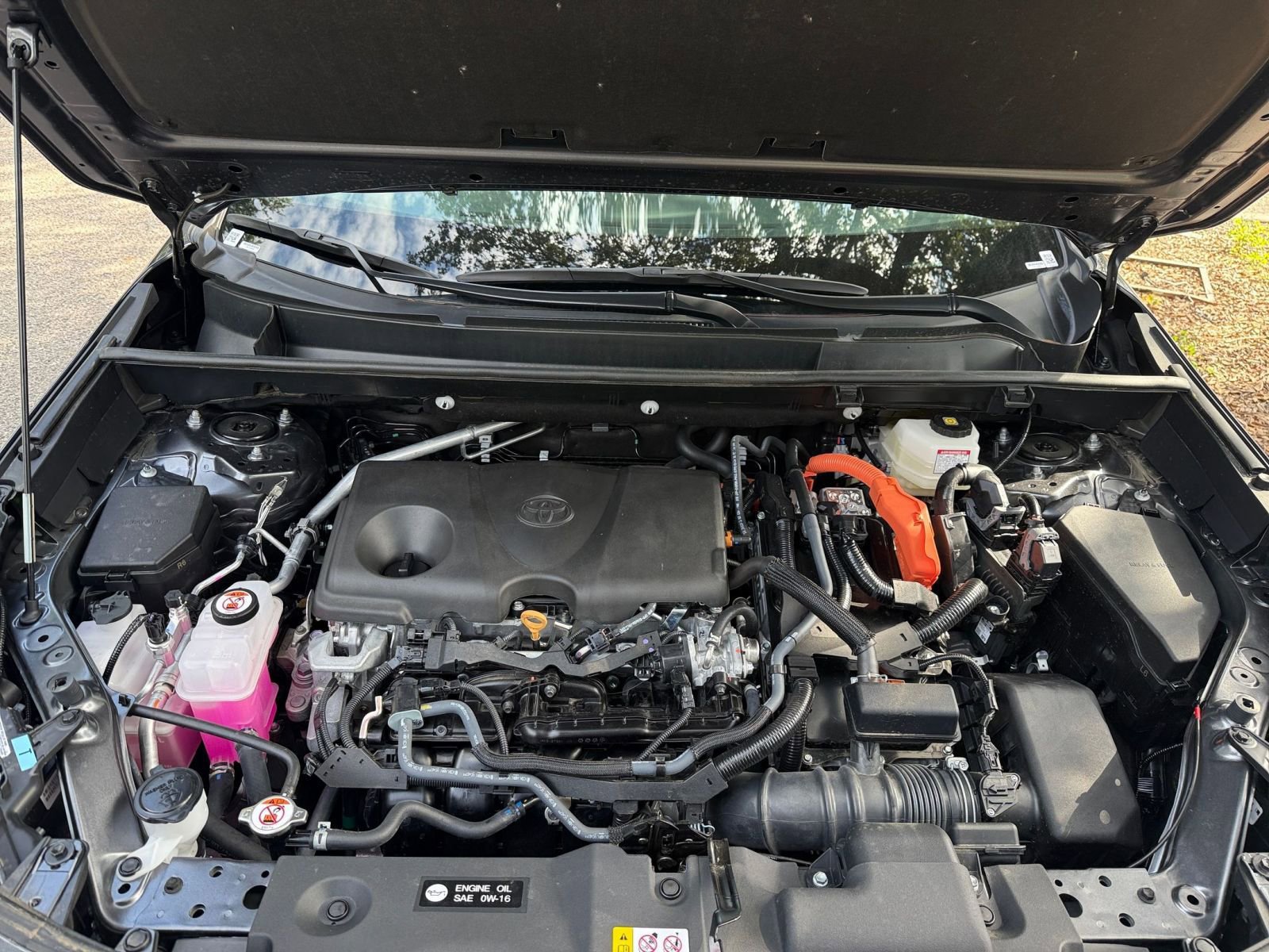 Thumbnail: 2025 Toyota RAV4 - 25