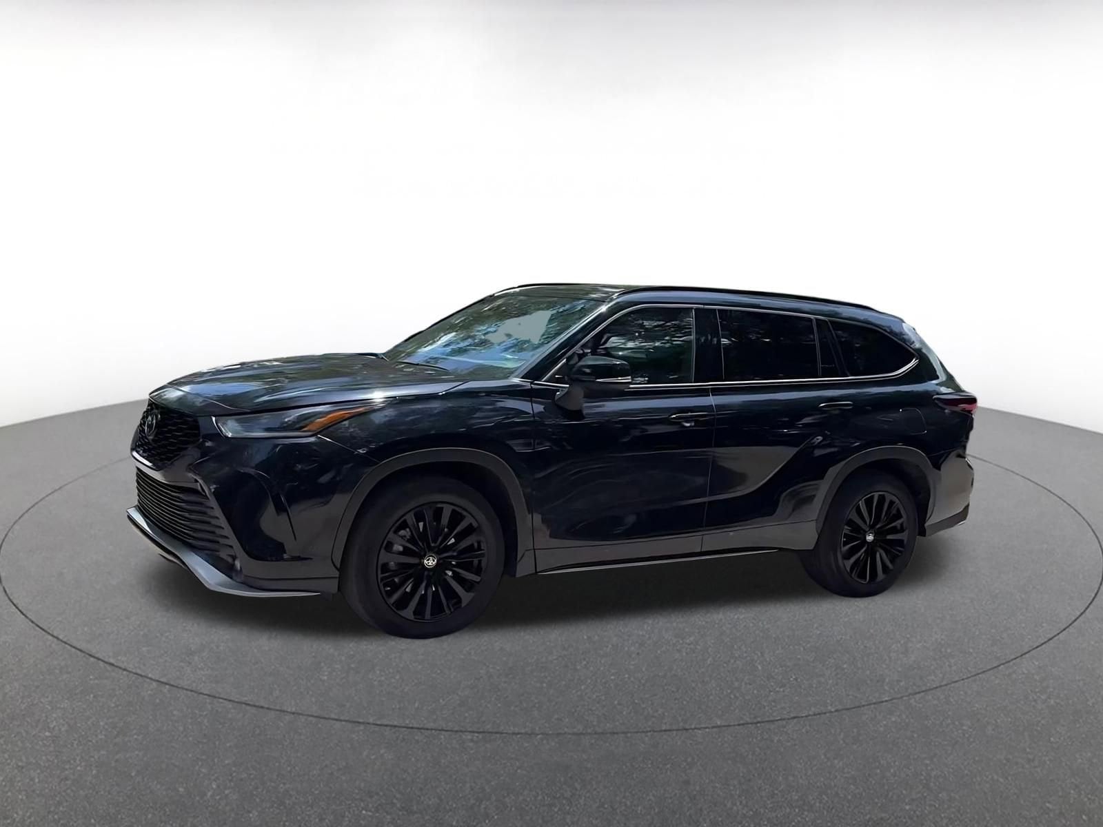 Thumbnail: 2025 Toyota Highlander - 8