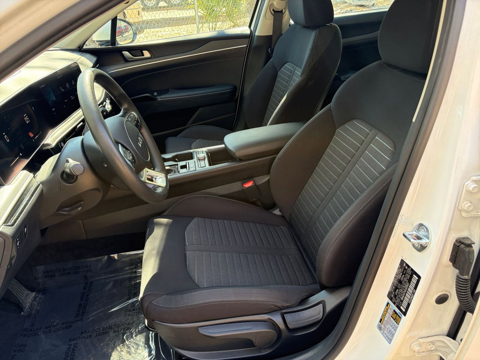 Thumbnail: 2025 Kia K5 - 23