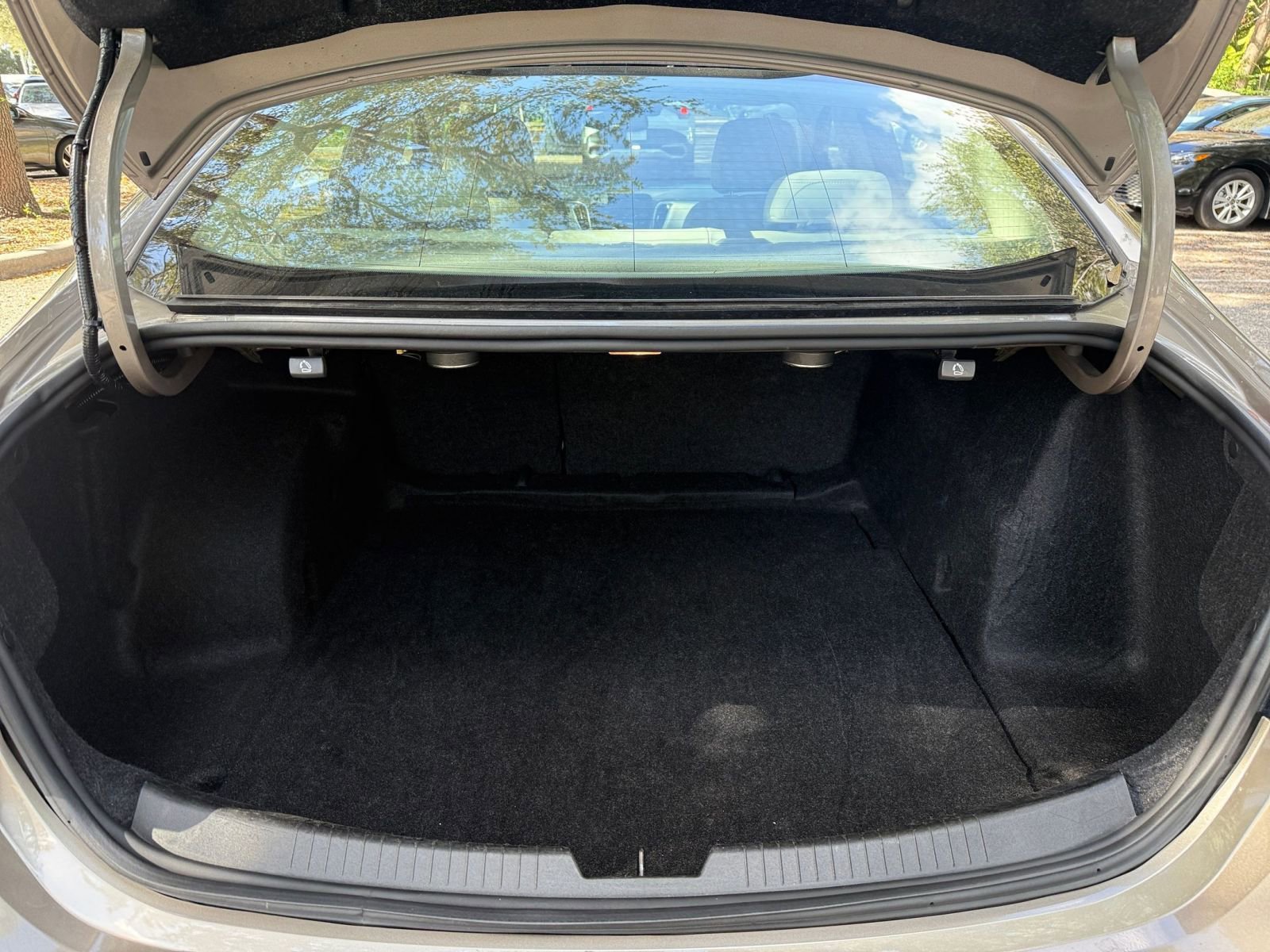 Thumbnail: 2024 Chevrolet Malibu - 24