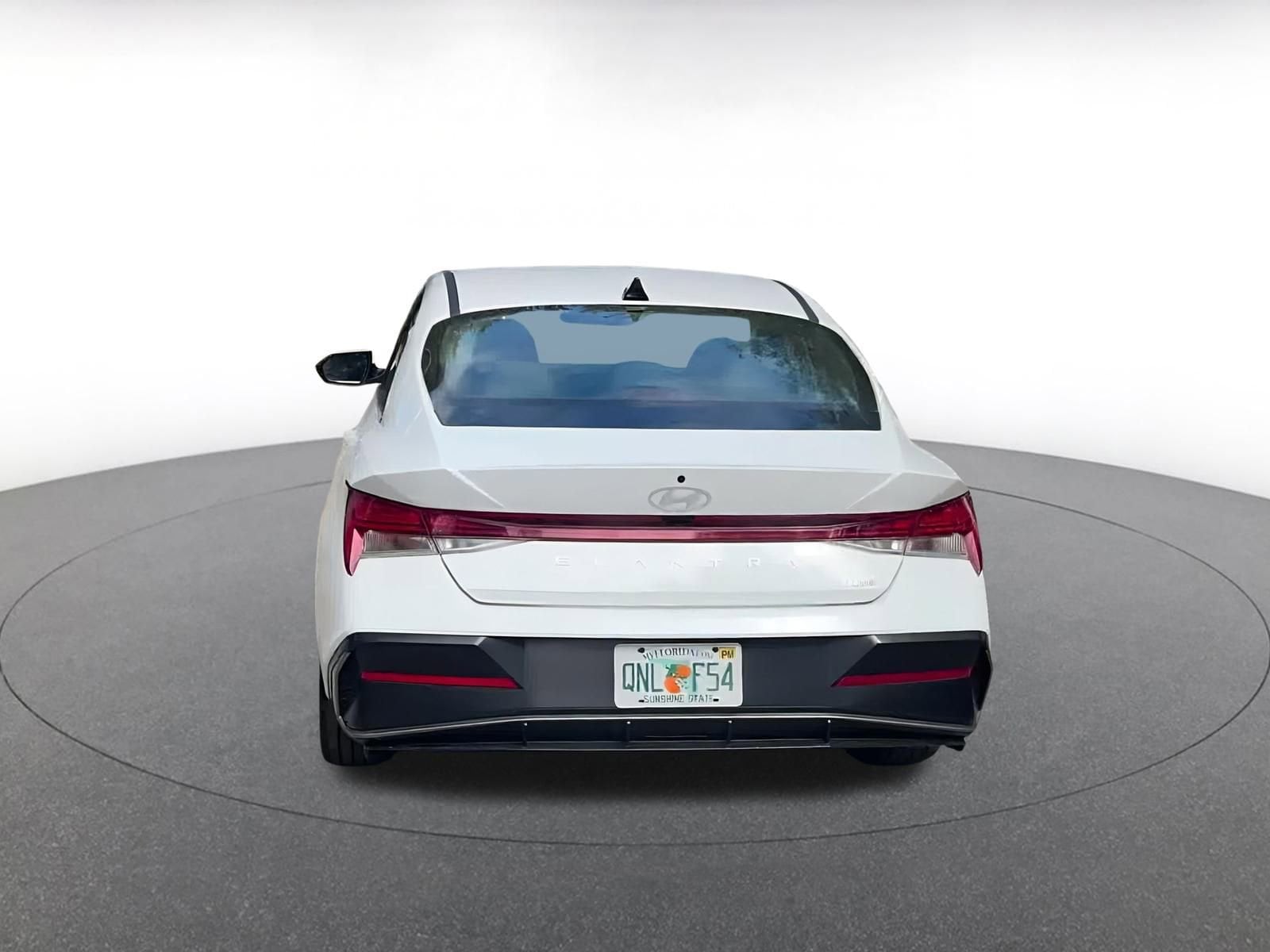 Thumbnail: 2025 Hyundai Elantra - 12