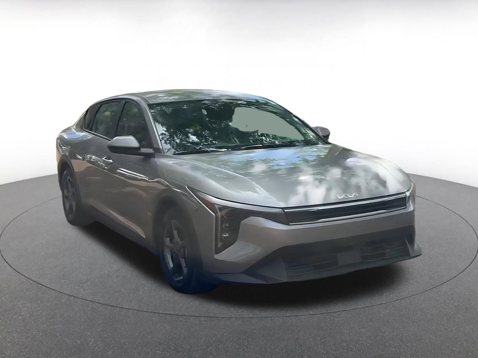 Thumbnail: 2025 Kia K4 - 3