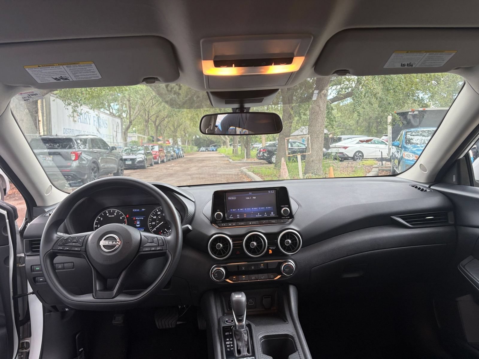 Thumbnail: 2025 Nissan Sentra - 32