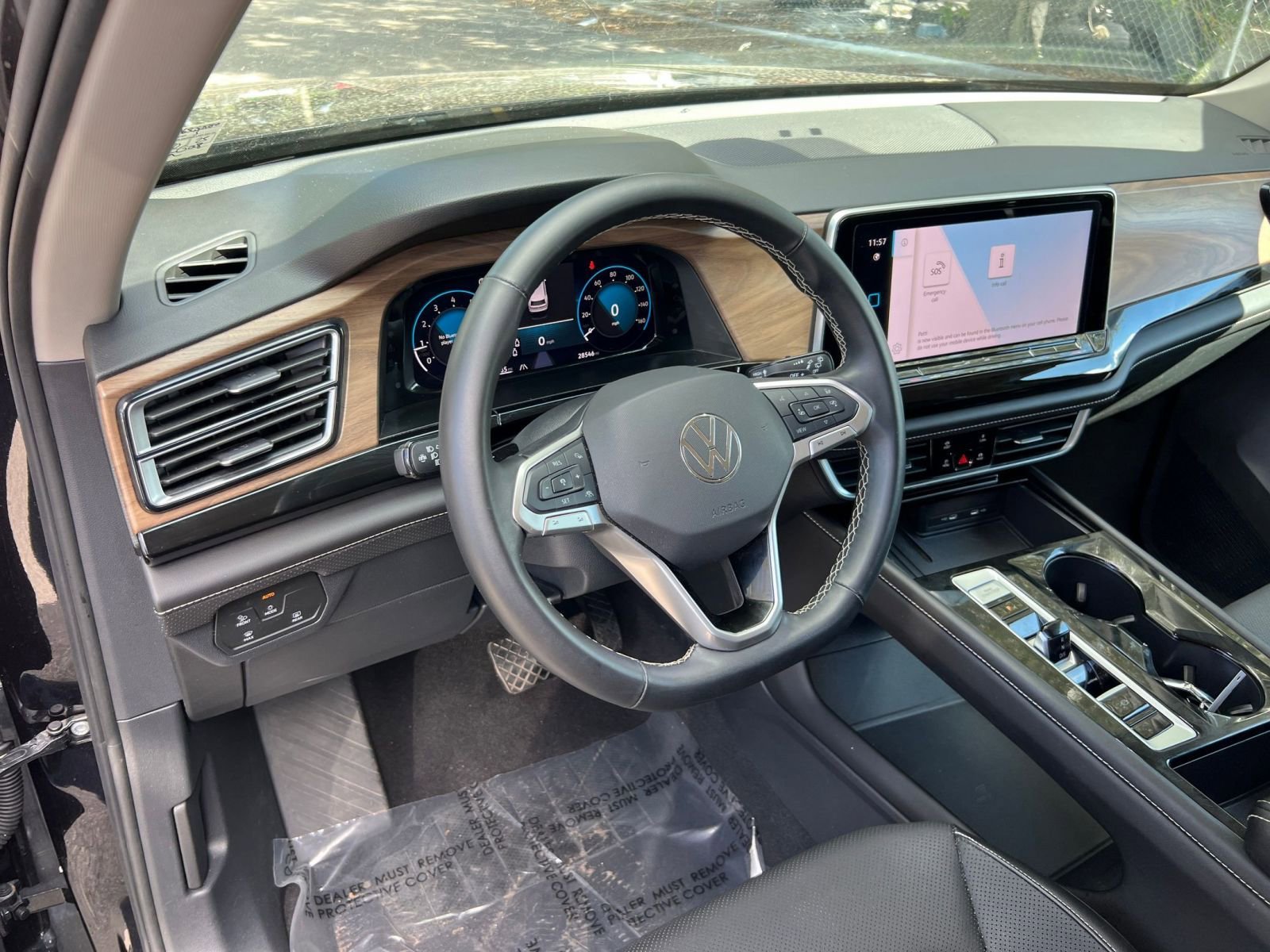 Thumbnail: 2025 Volkswagen Atlas - 29