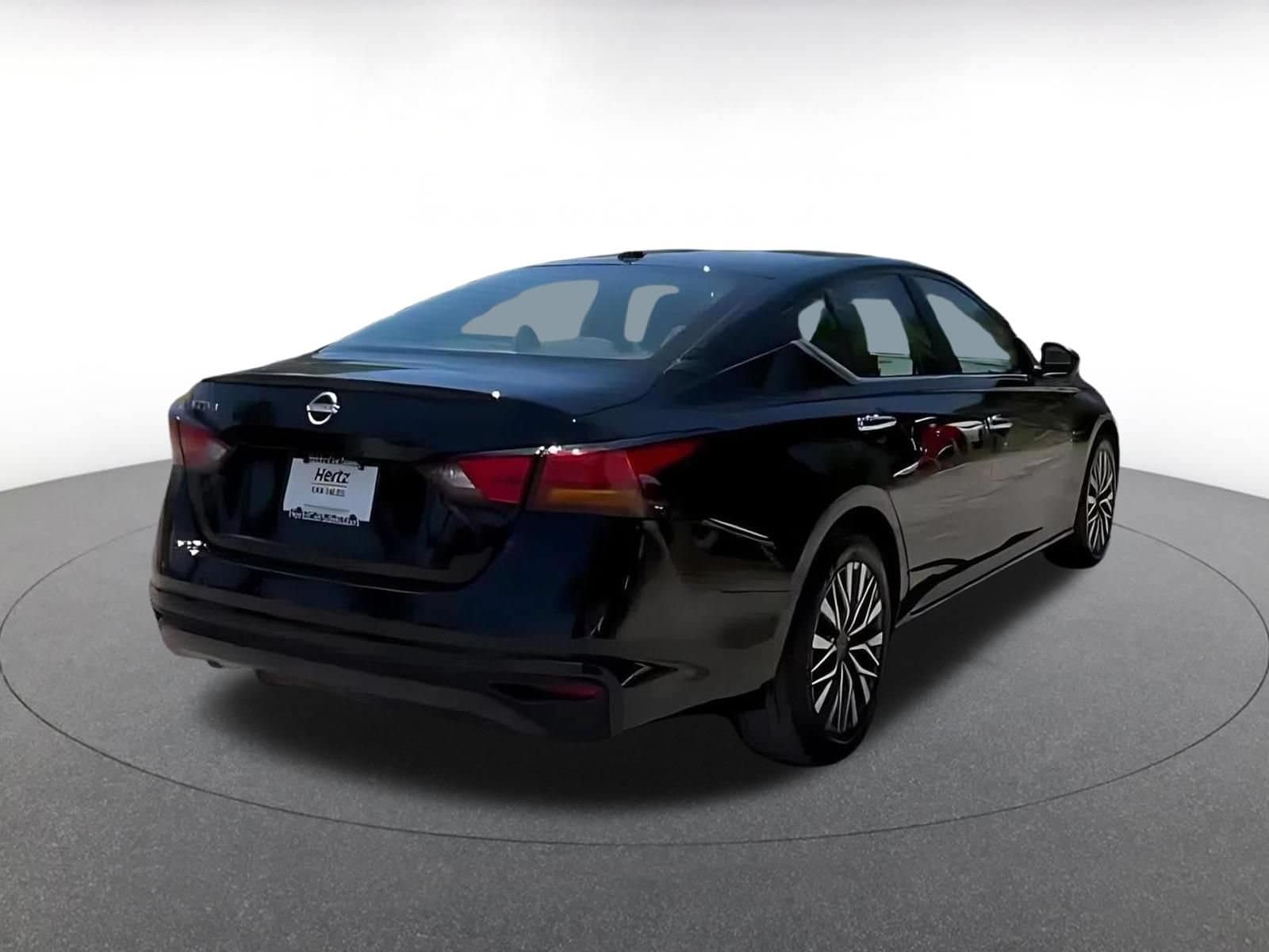 Thumbnail: 2025 Nissan Altima - 14