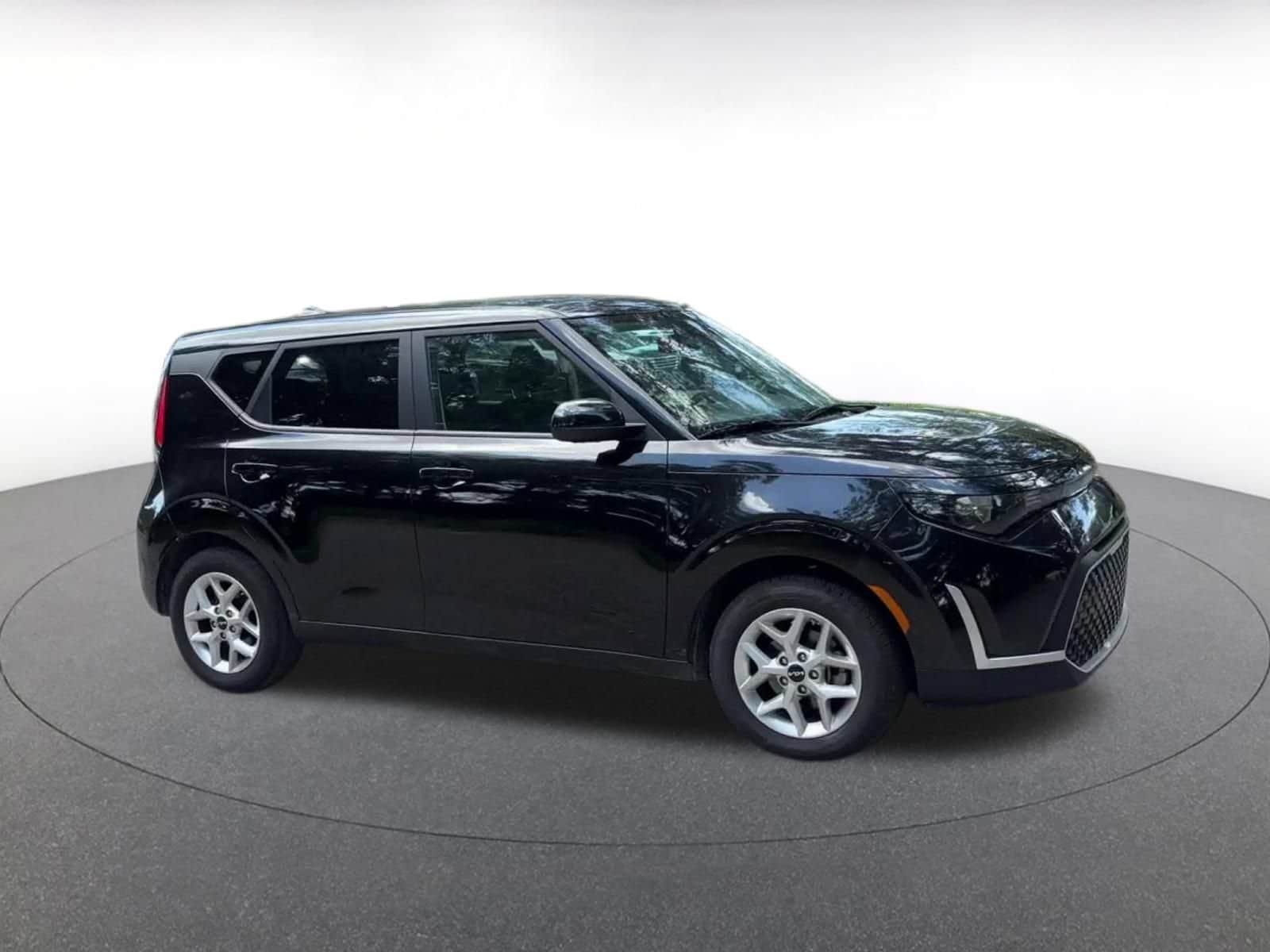 Thumbnail: 2025 Kia Soul - 2