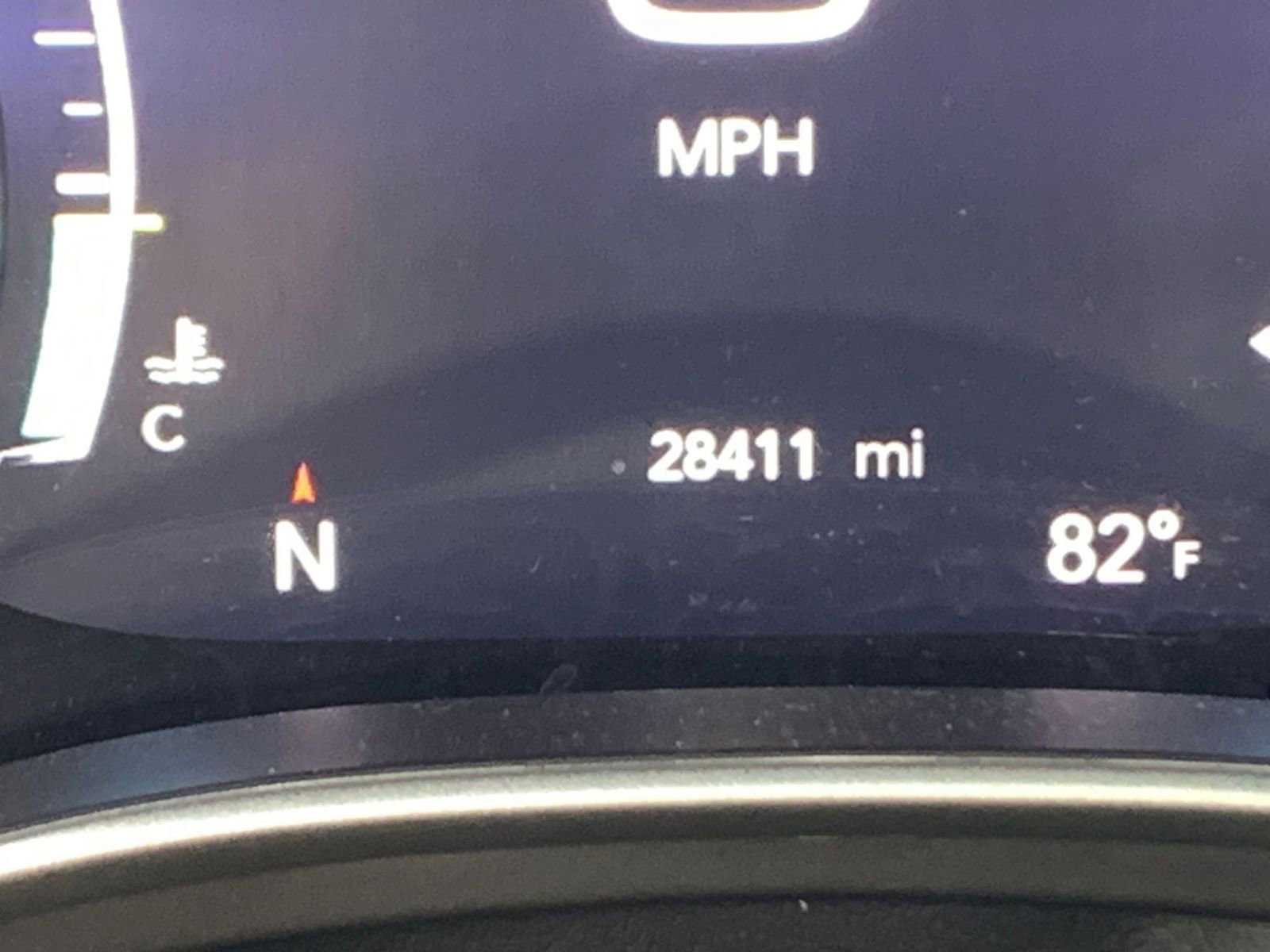 Thumbnail: 2024 Chrysler Pacifica - 9