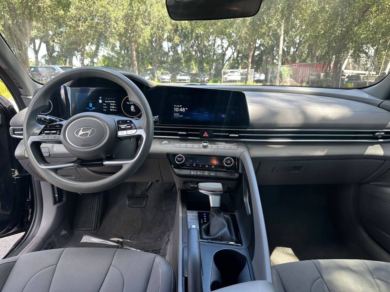 Thumbnail: 2024 Hyundai Elantra - 27