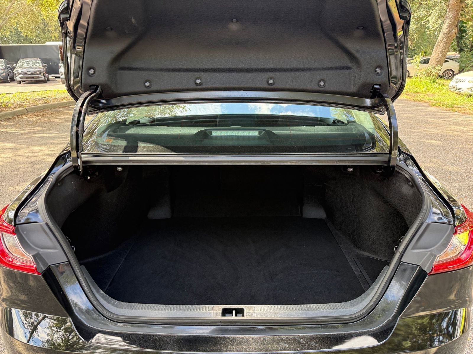 Thumbnail: 2025 Toyota Camry - 24