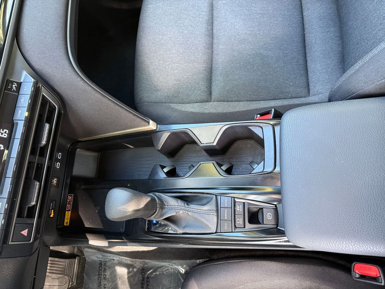 Thumbnail: 2025 Toyota Camry - 35