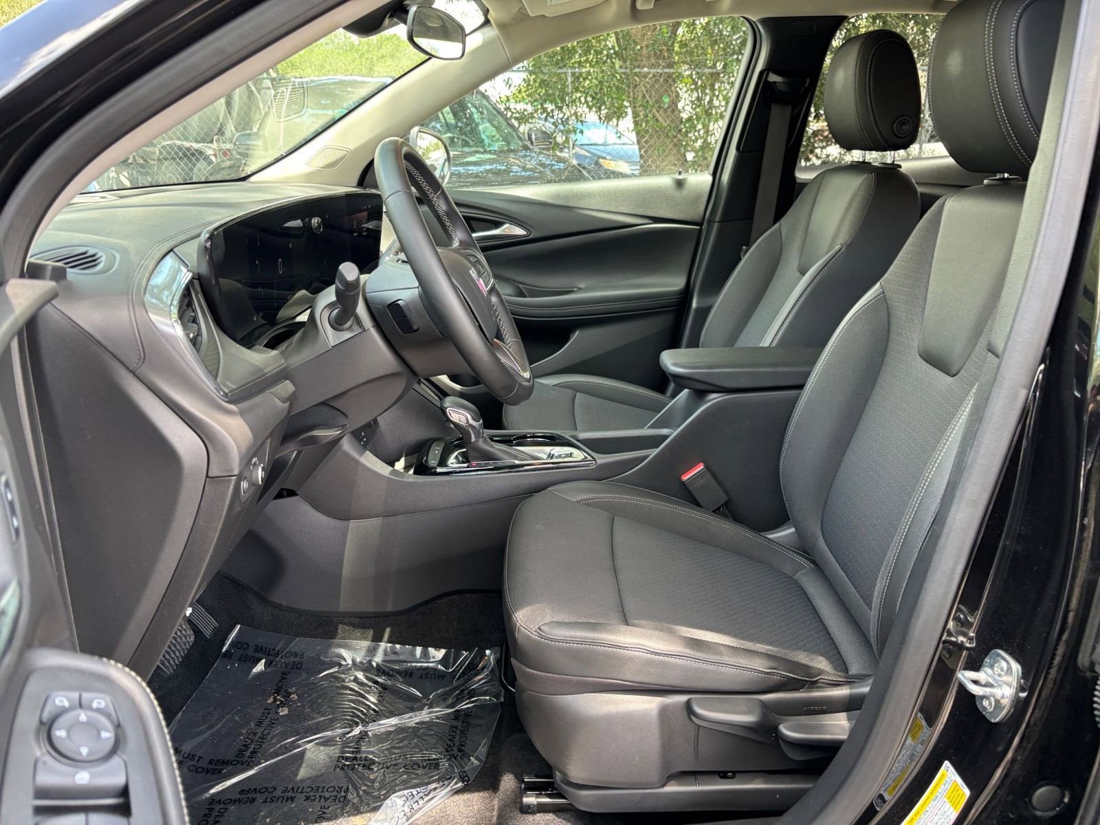 Thumbnail: 2025 Buick Encore GX - 25