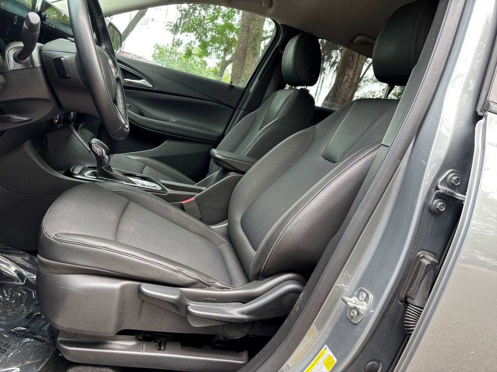 Thumbnail: 2025 Buick Encore GX - 25