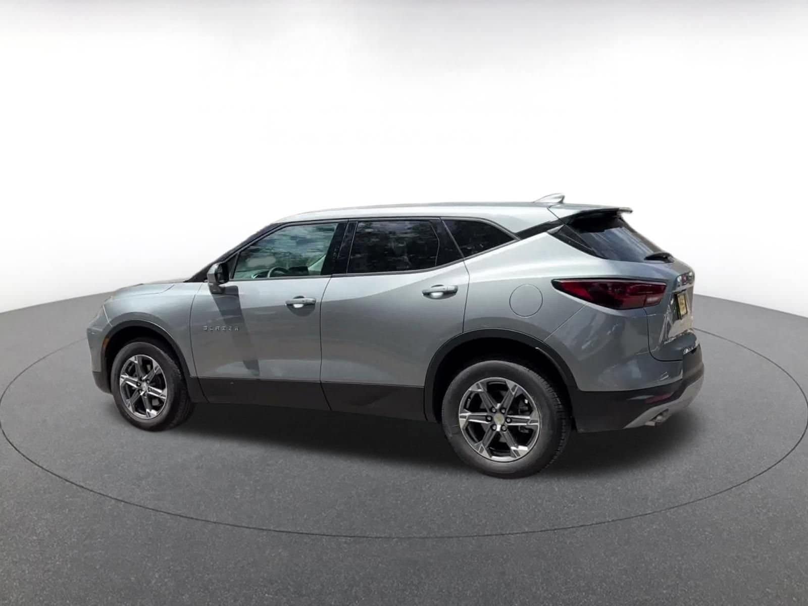 Thumbnail: 2026 Chevrolet Blazer - 9