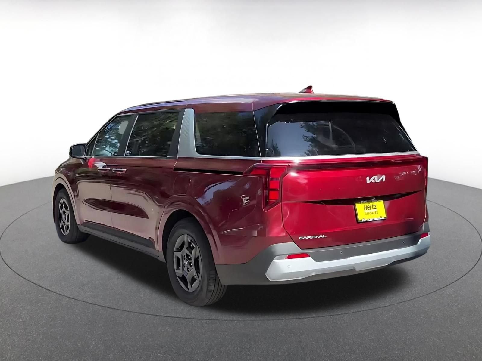 Thumbnail: 2026 Kia Carnival - 11