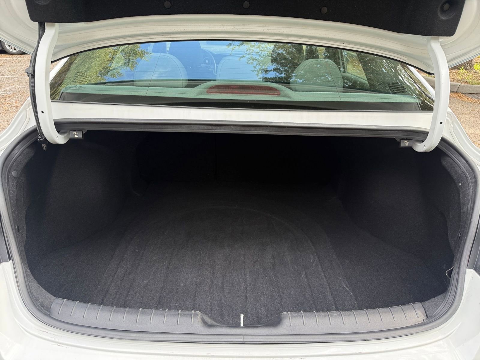 Thumbnail: 2025 Hyundai Elantra - 24