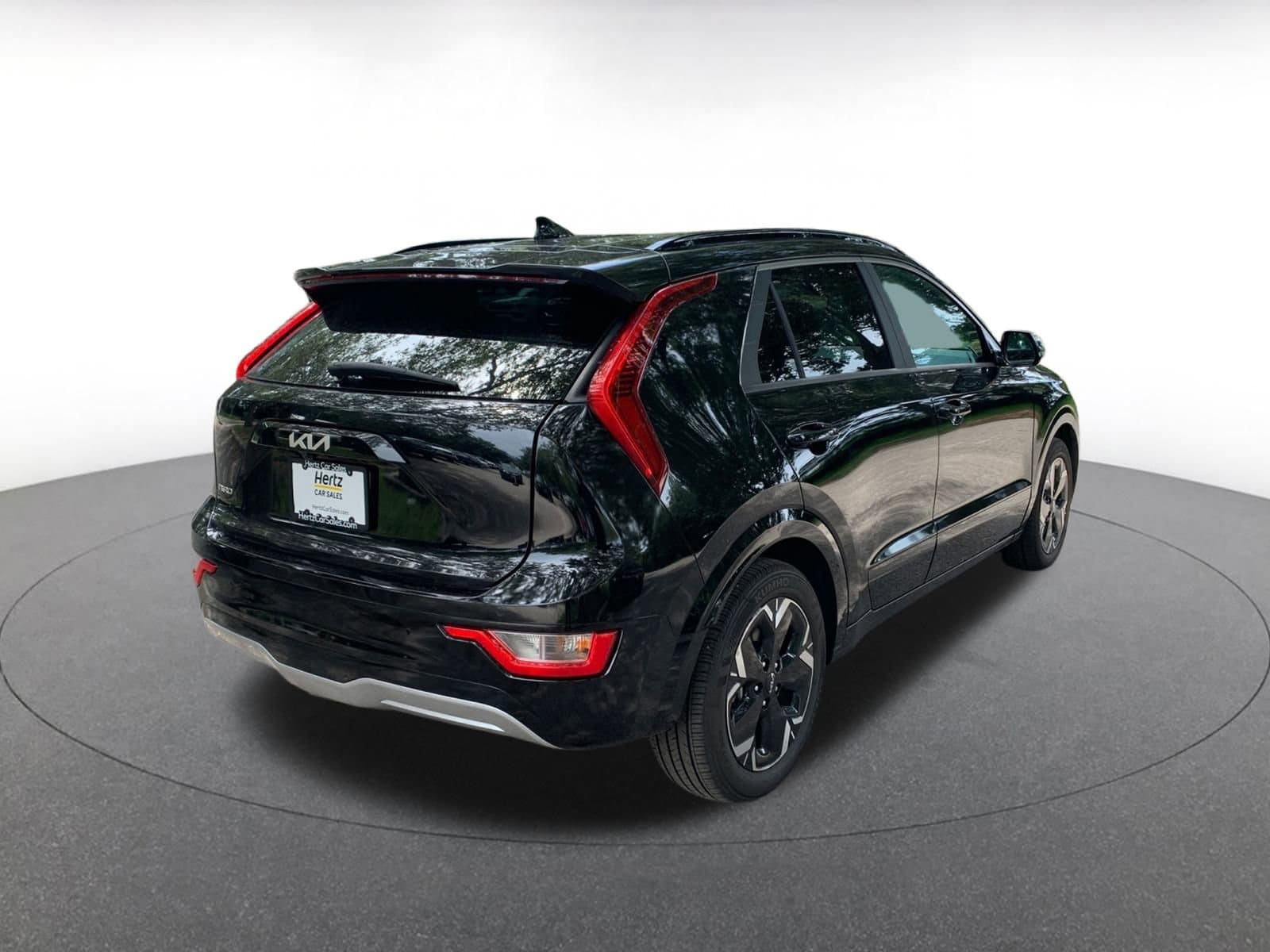 Thumbnail: 2023 Kia Niro - 7