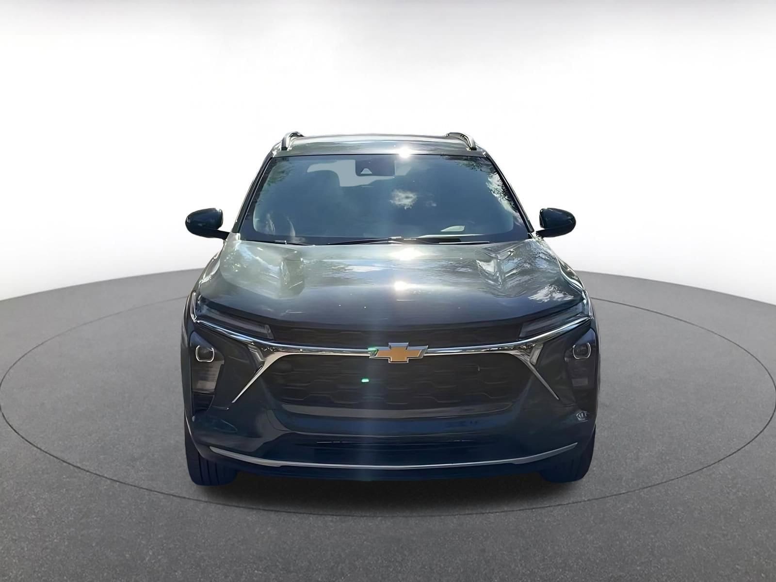 Thumbnail: 2025 Chevrolet Trax - 4