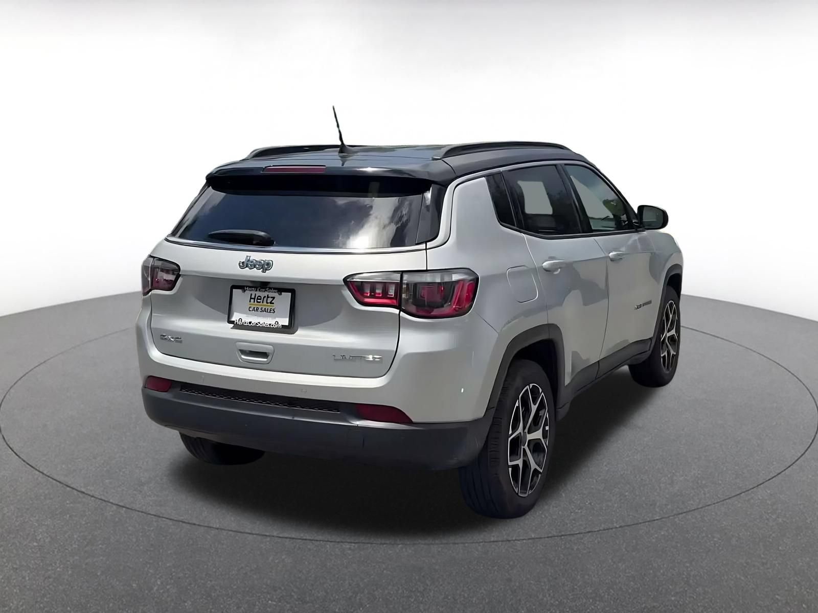 Thumbnail: 2025 Jeep Compass - 13