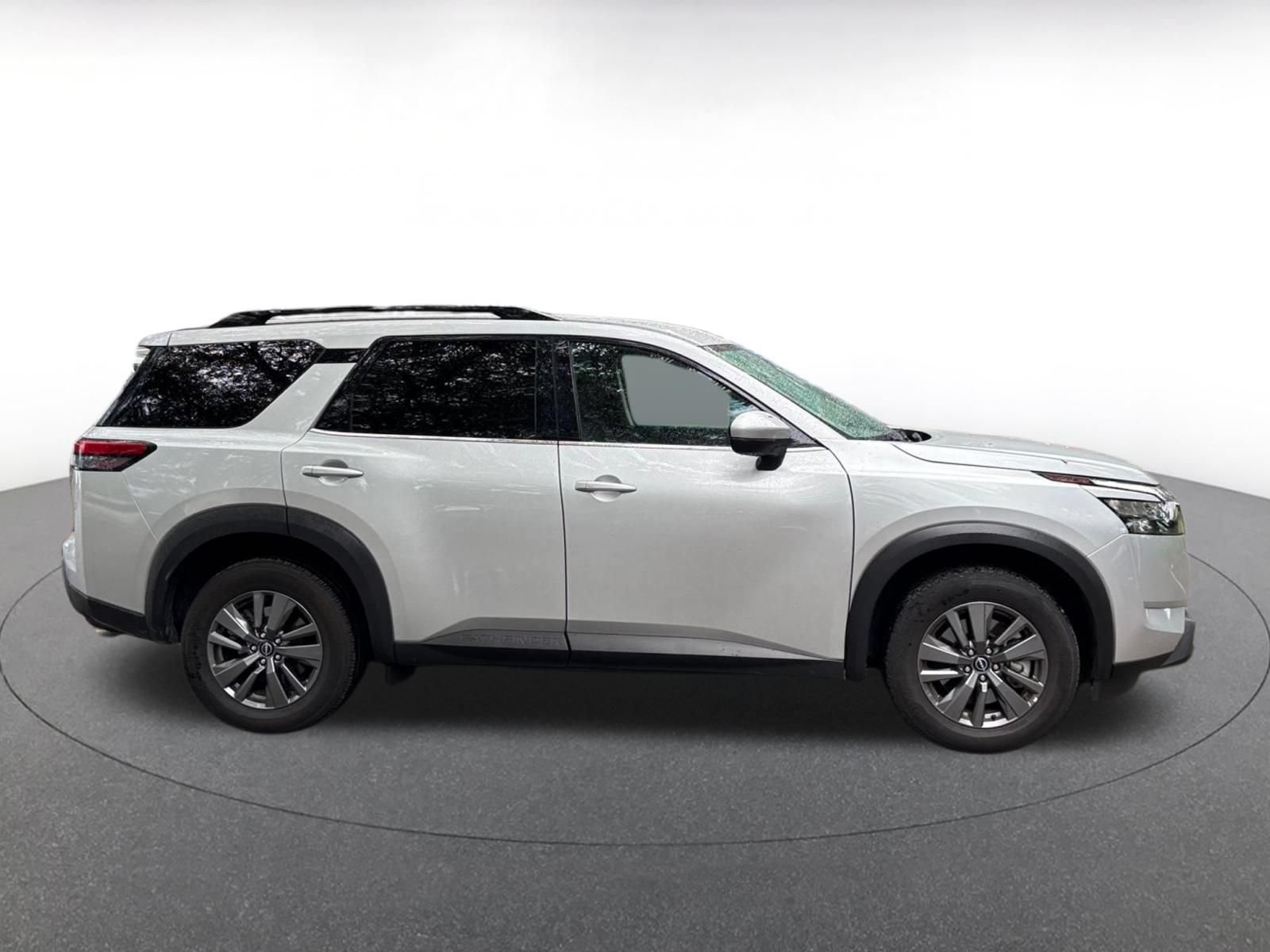Thumbnail: 2025 Nissan Pathfinder - 14