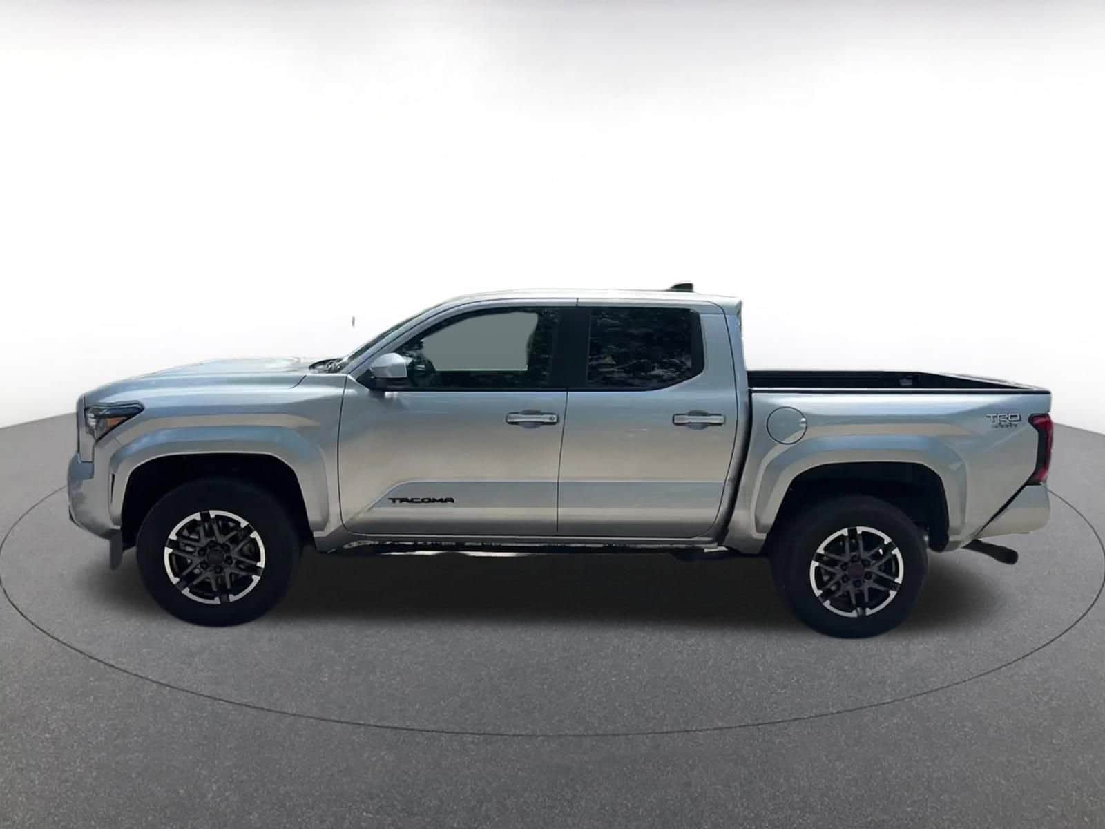 Thumbnail: 2024 Toyota Tacoma - 9
