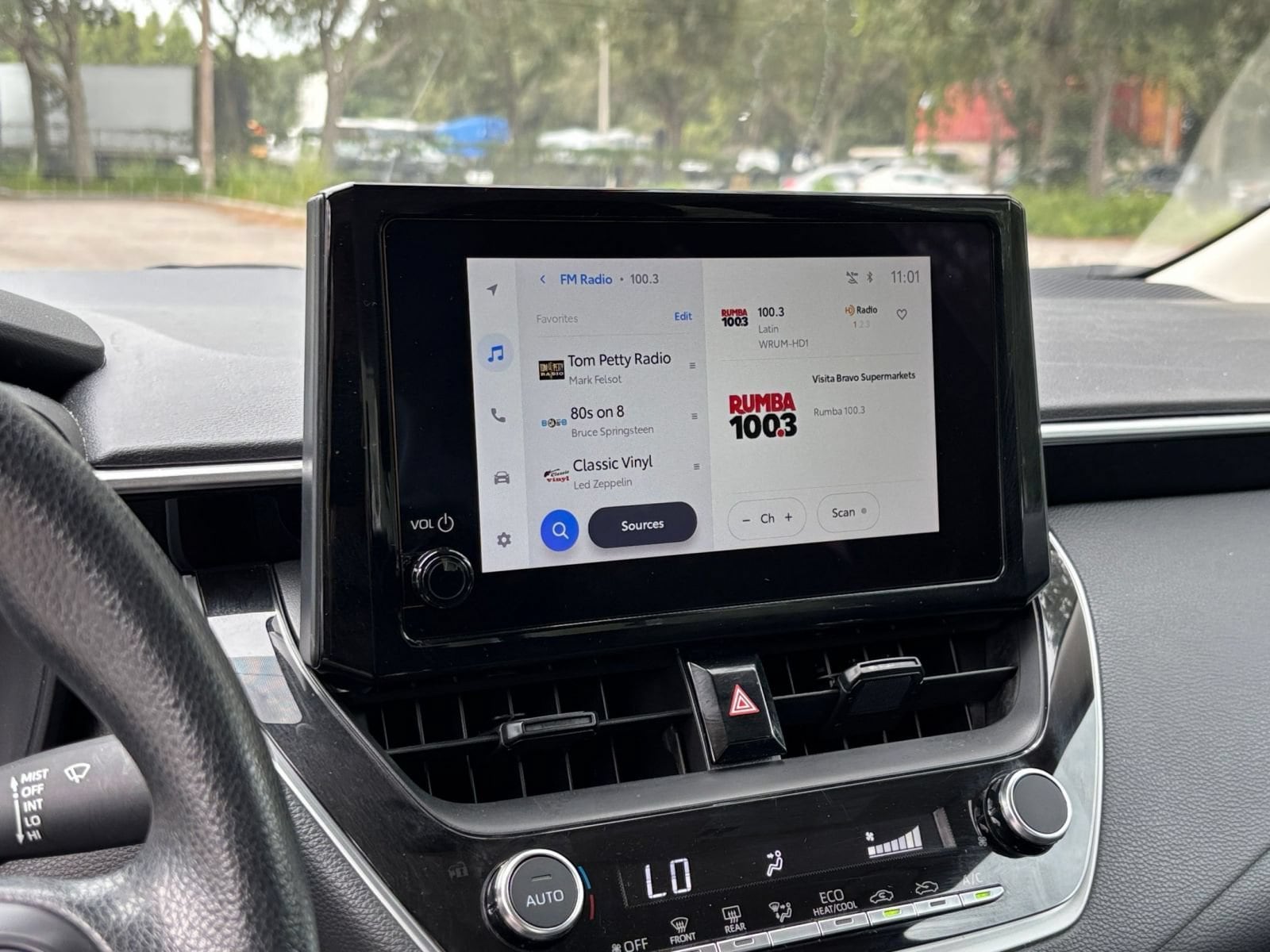 Thumbnail: 2025 Toyota Corolla - 20