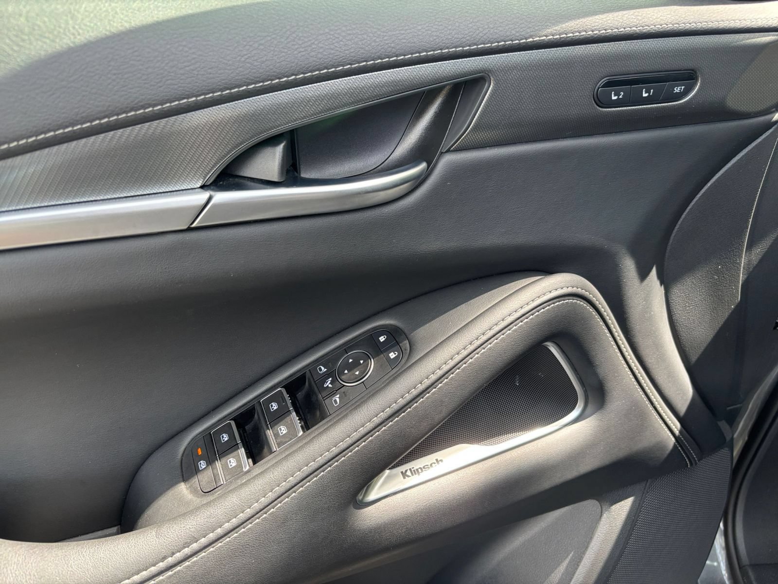 Thumbnail: 2026 INFINITI QX60 - 15