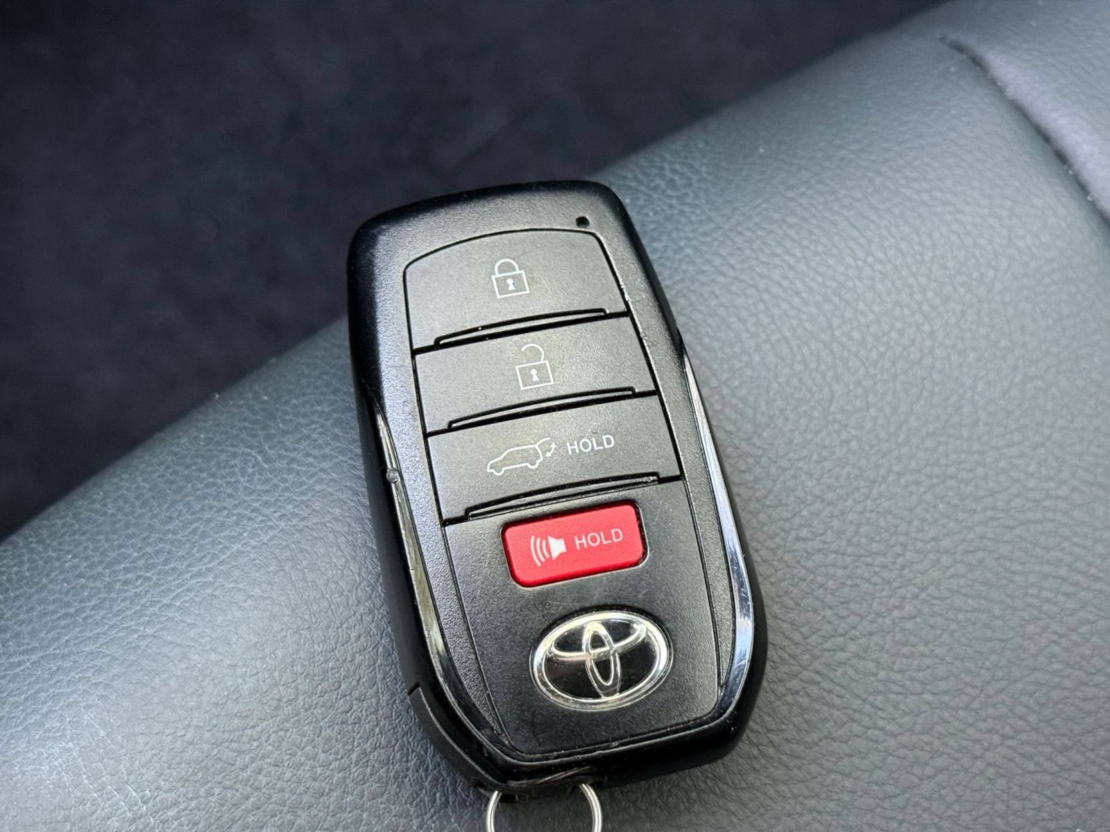 Thumbnail: 2025 Toyota Highlander - 17