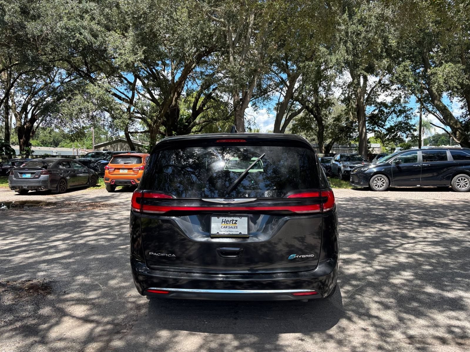 Thumbnail: 2022 Chrysler Pacifica - 7