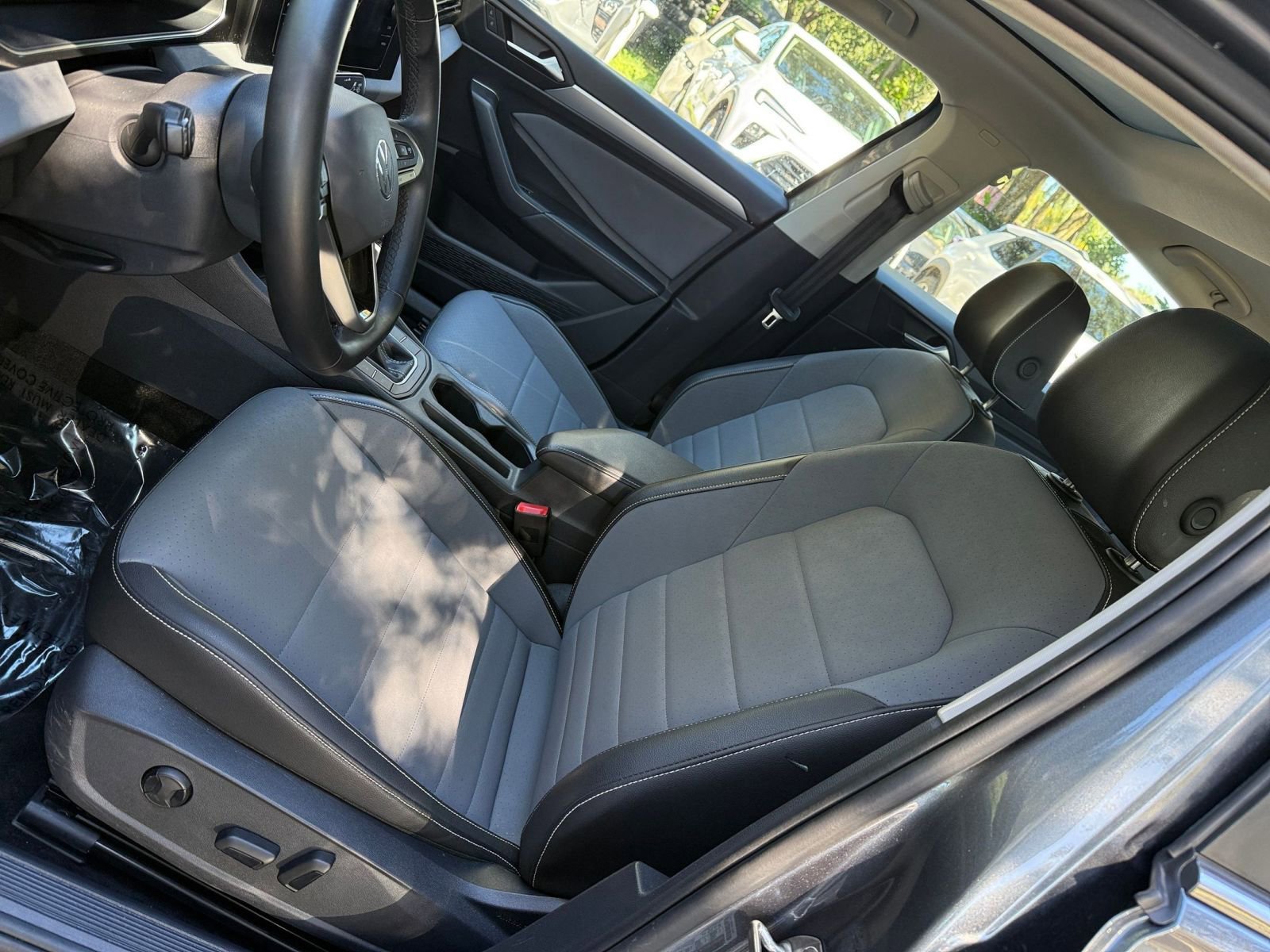 Thumbnail: 2025 Volkswagen Jetta - 21