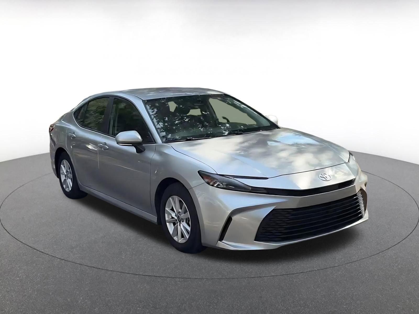 Thumbnail: 2025 Toyota Camry - 3