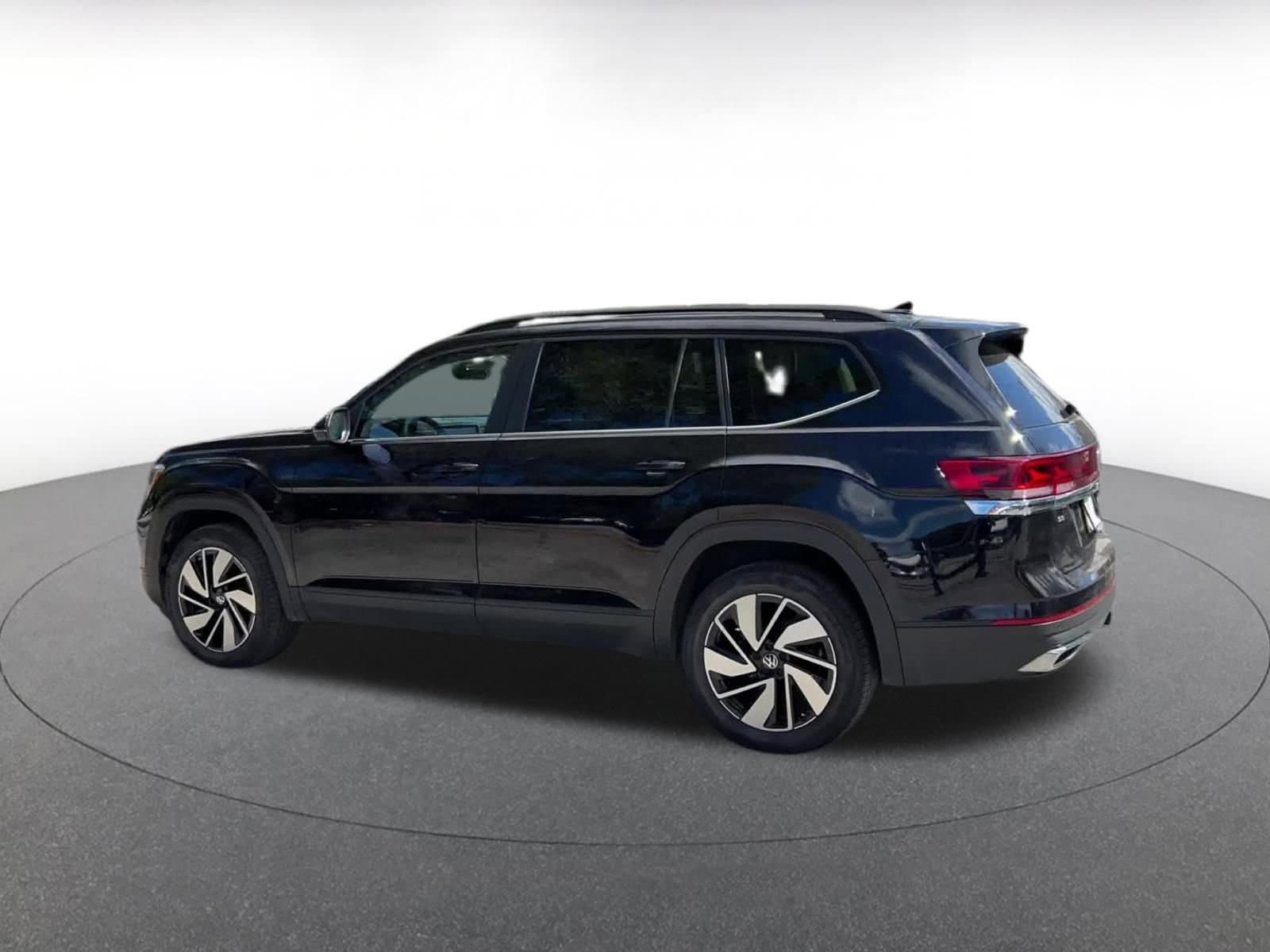 Thumbnail: 2025 Volkswagen Atlas - 10