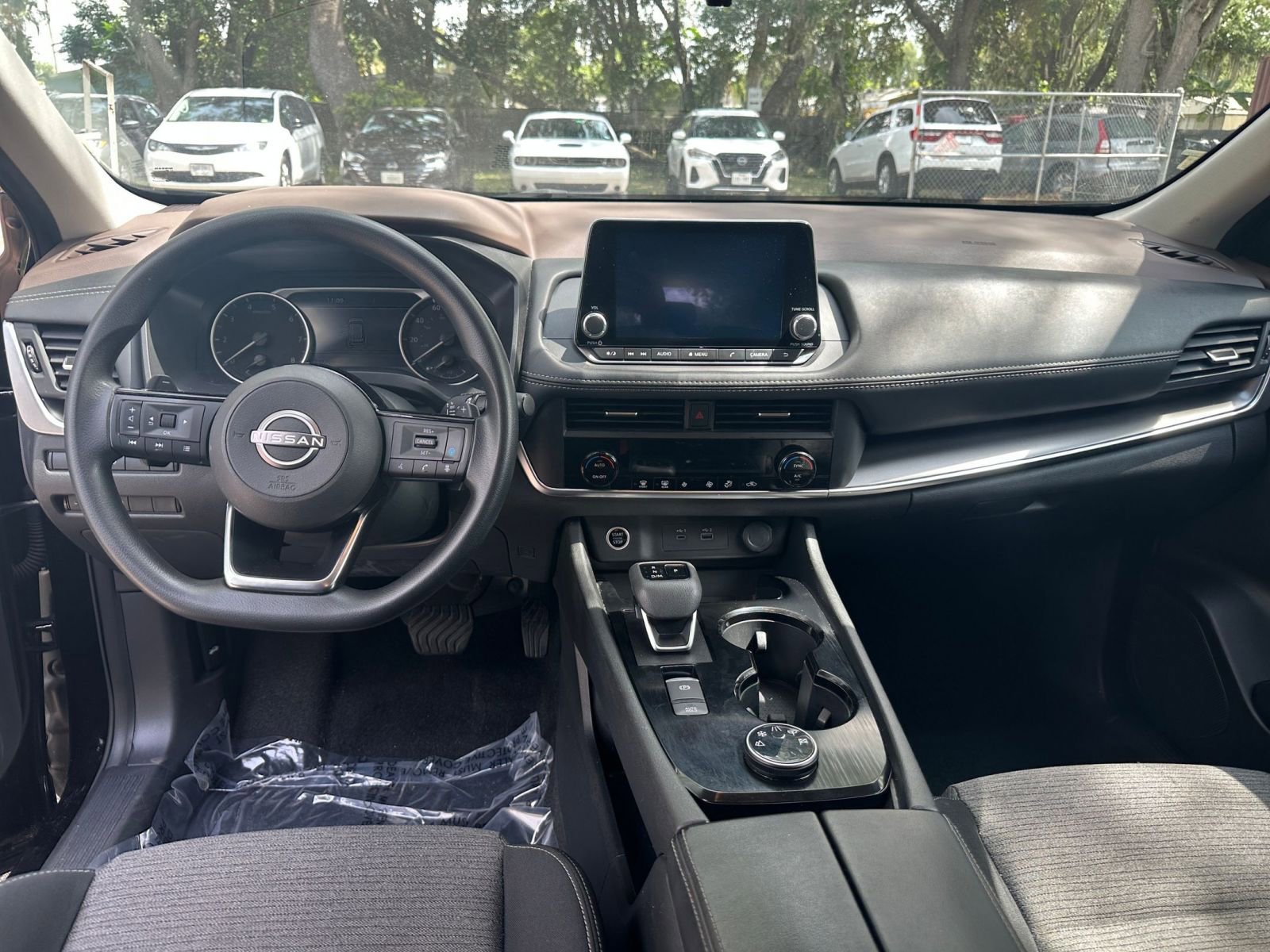 Thumbnail: 2023 Nissan Rogue - 27