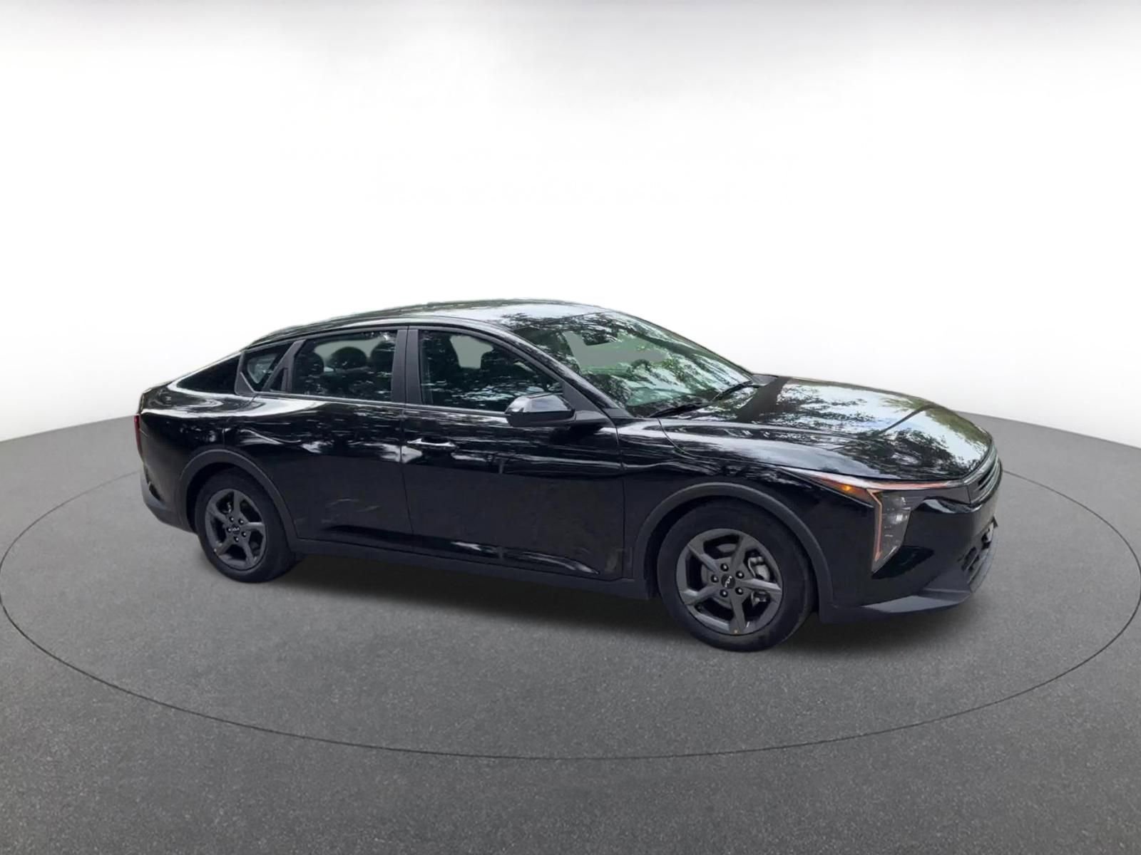 Thumbnail: 2025 Kia K4 - 2