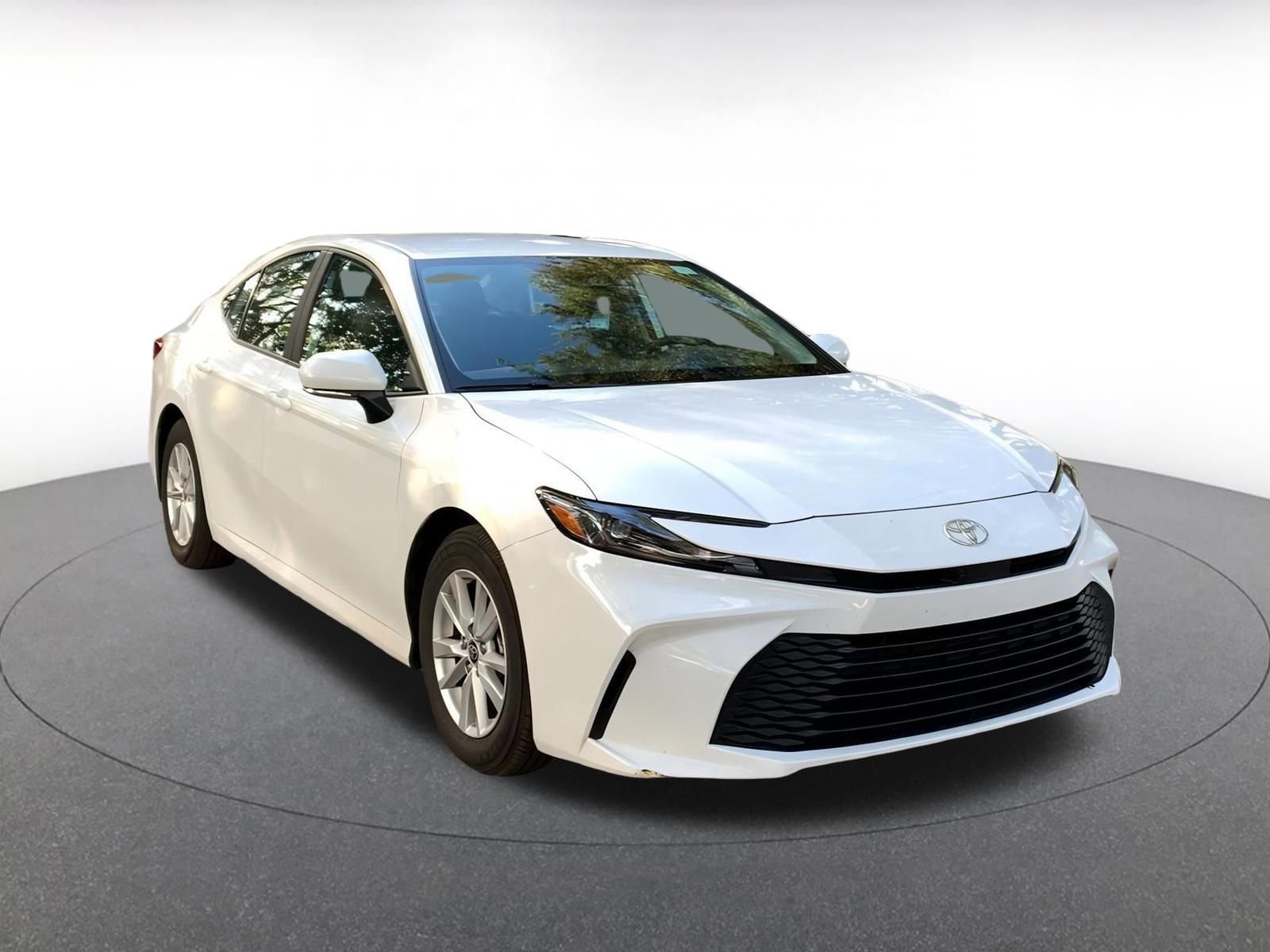 Thumbnail: 2025 Toyota Camry - 1