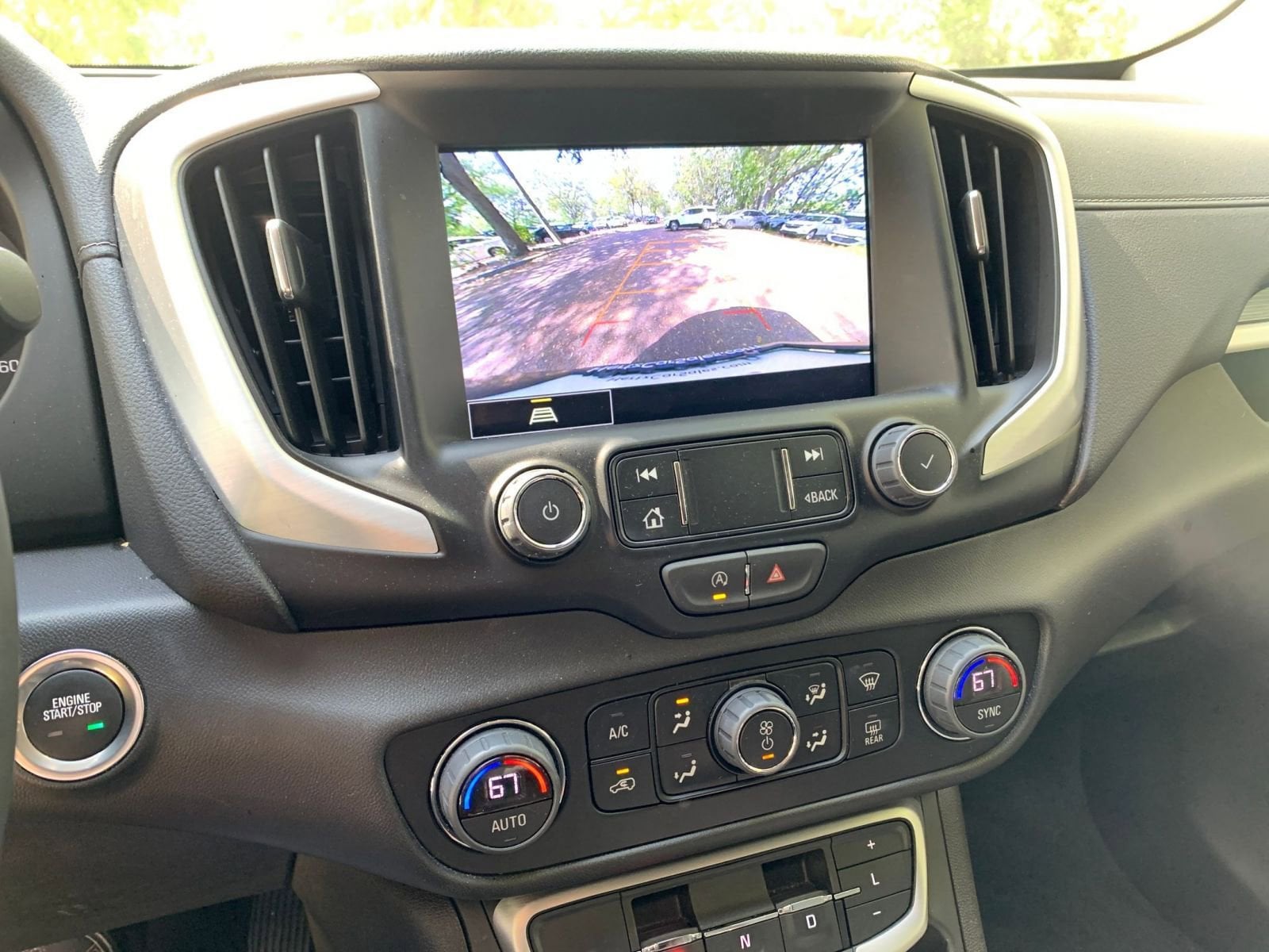 2024 GMC Terrain SLT 17