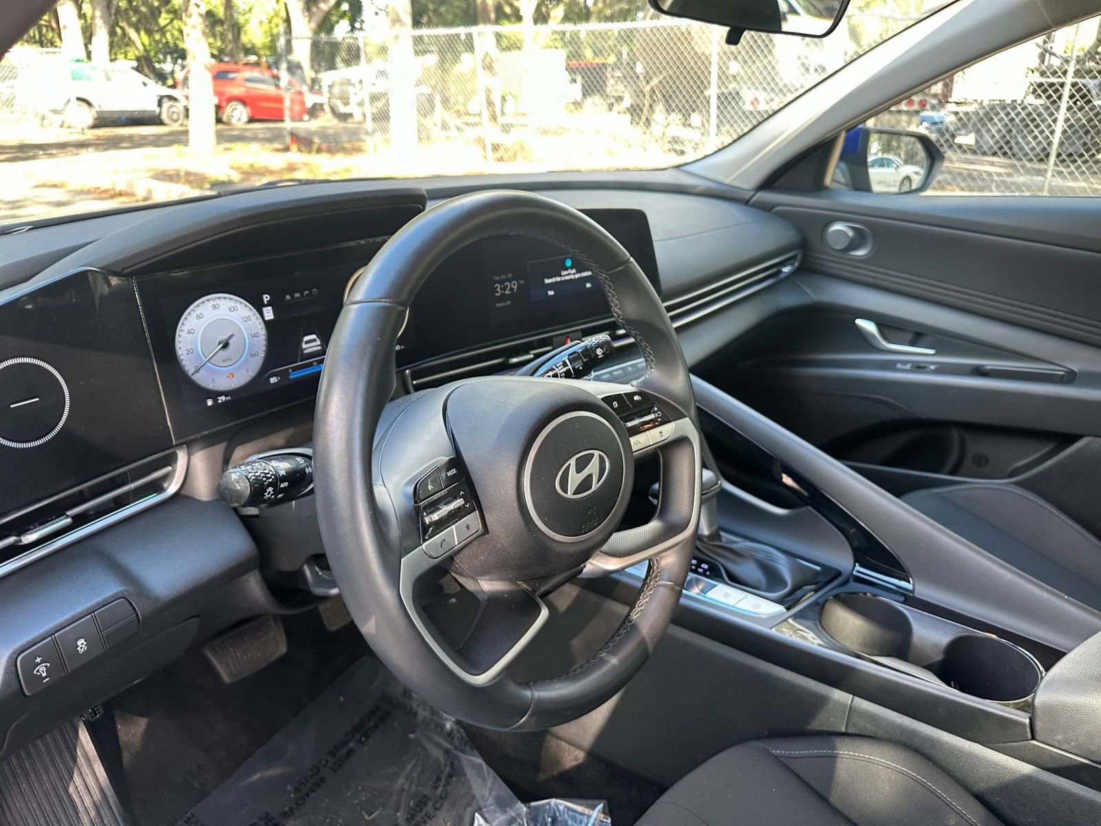 Thumbnail: 2025 Hyundai Elantra - 28