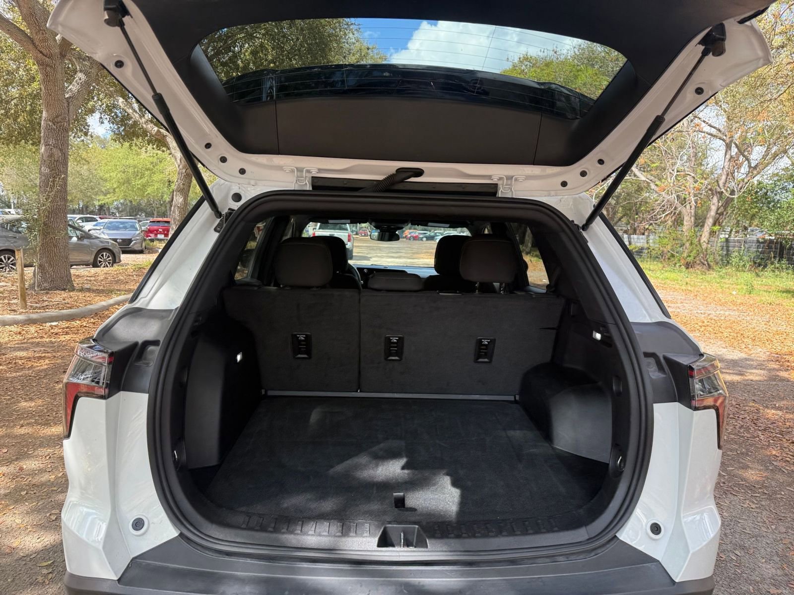 Thumbnail: 2025 Chevrolet Equinox - 27